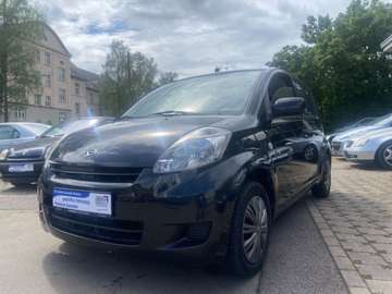 1,0*SEHR GEPFLEGT*2.HAND*TÜV+AU 05.2028