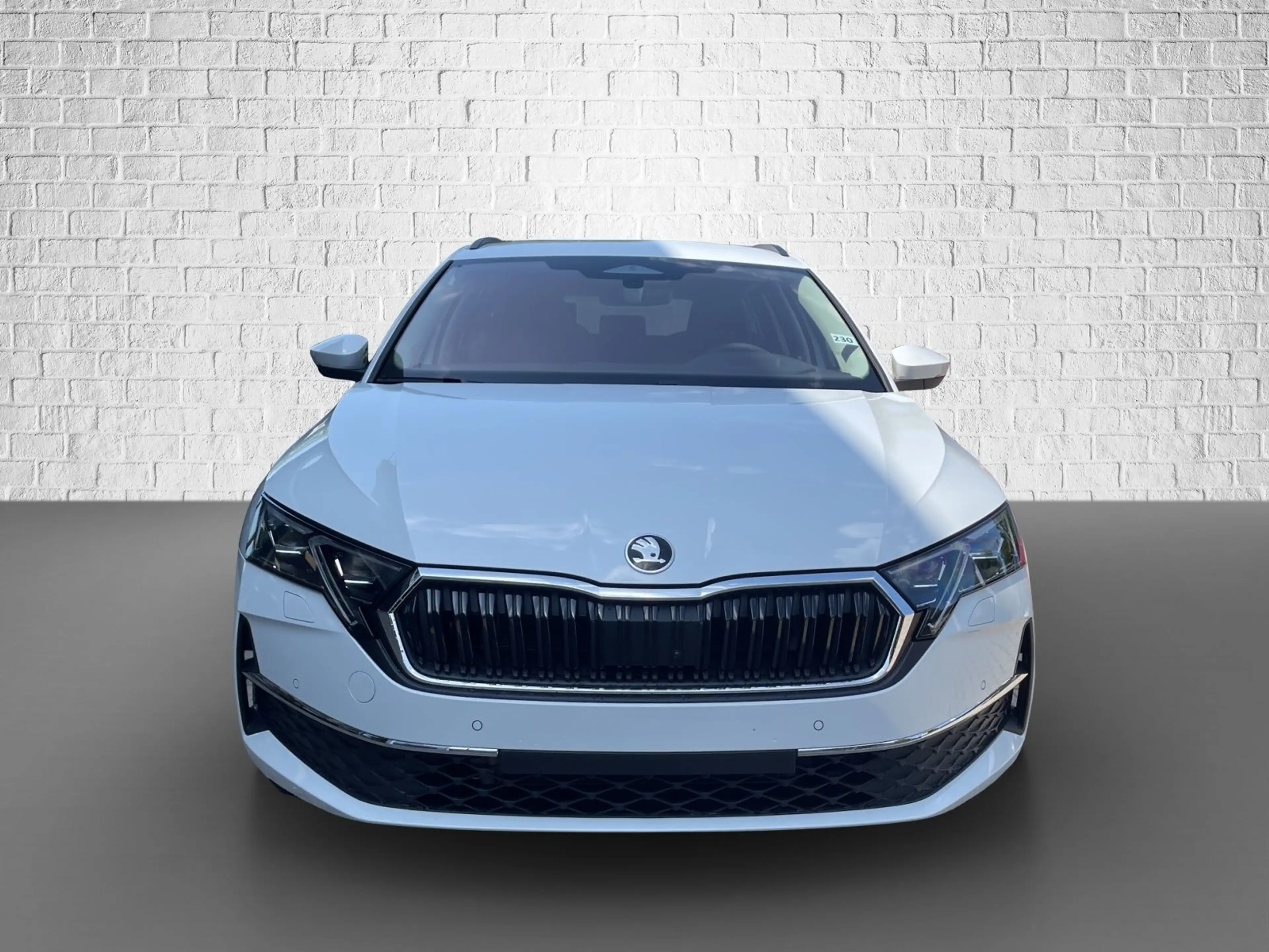 Skoda Octavia Combi 2.0 TDI DSG Automatik - Balance — photo 8
