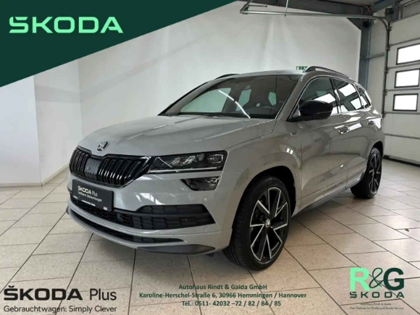 Skoda Karoq Sportline 4x4 2.0 TSI DSG AHK LED SHZ Freisprech Grau - 1