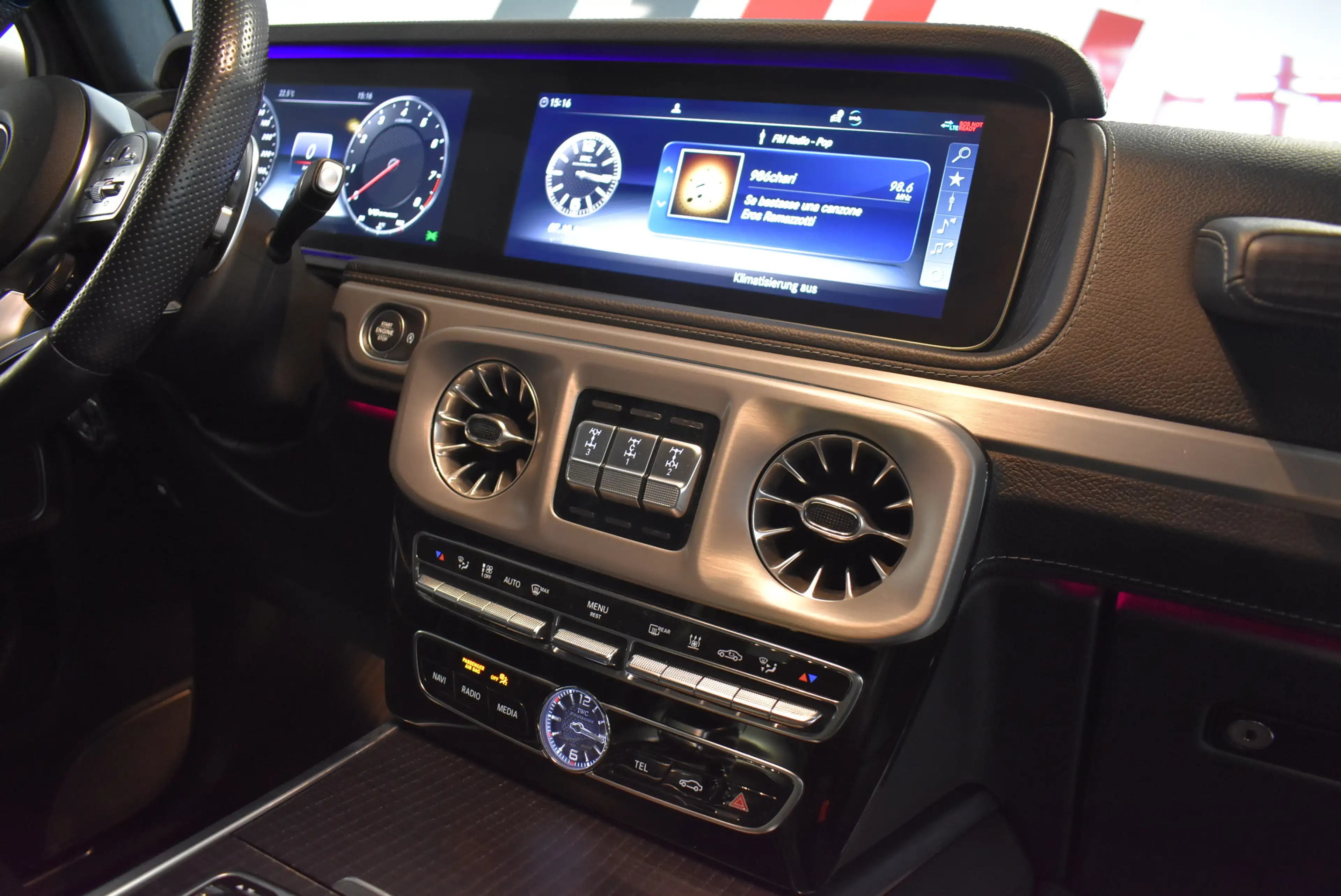 Mercedes-Benz G 63 AMG Night Multibeam LED Distr Schiebe Alu22 — photo 8