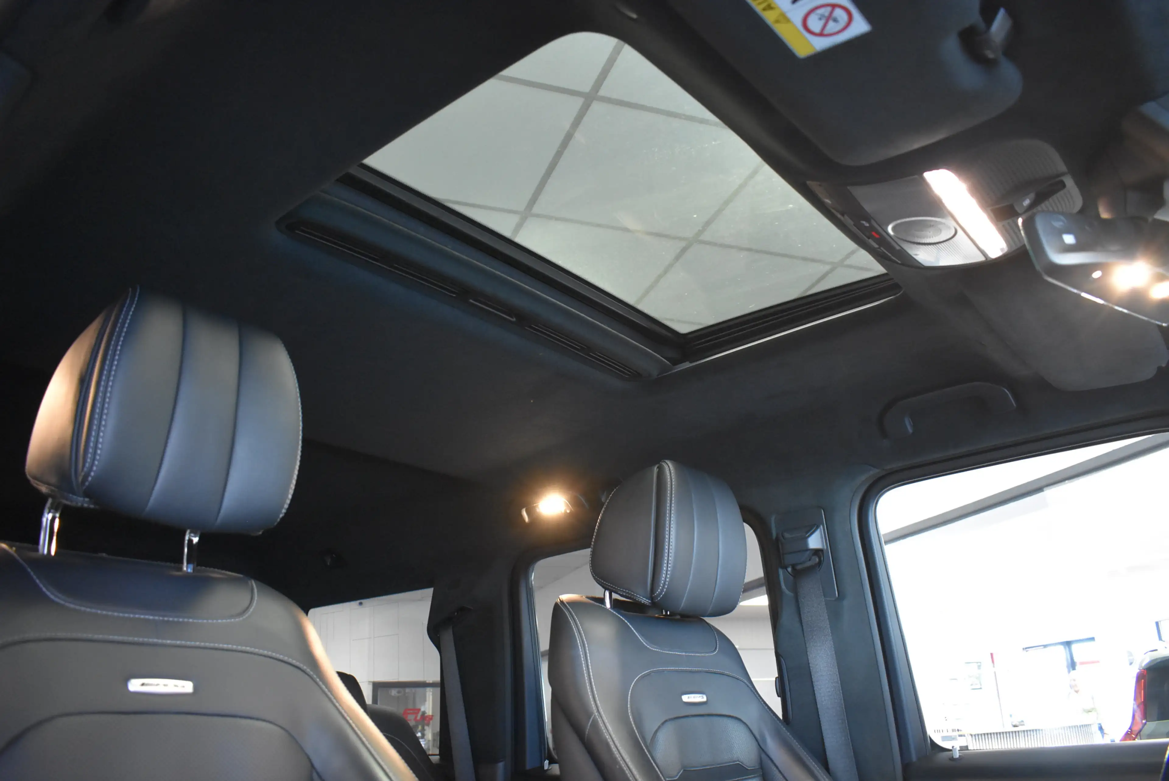 Mercedes-Benz G 63 AMG Night Multibeam LED Distr Schiebe Alu22 — photo 10
