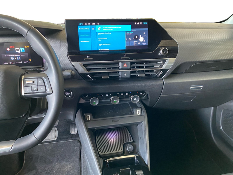 Citroen C4 X 1.2 PureTech 130EAT8 Max Vollausstattung — photo 13