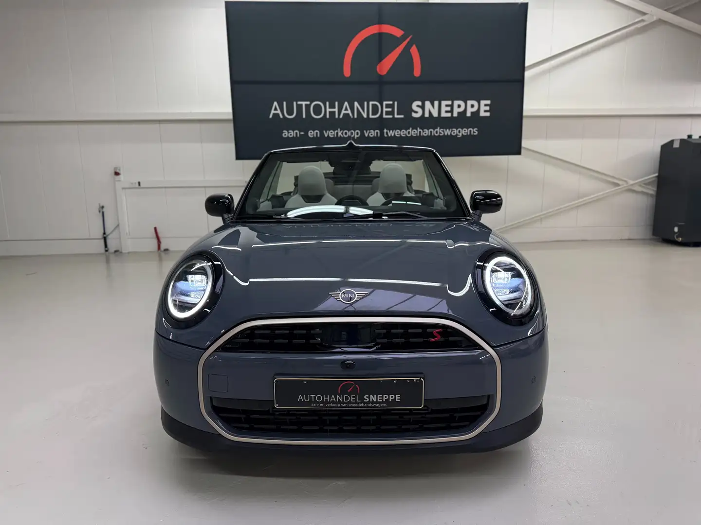 MINI Cooper S Cabrio Mini Cooper S Cabrio Favoured Trim//Full option!!! - 2