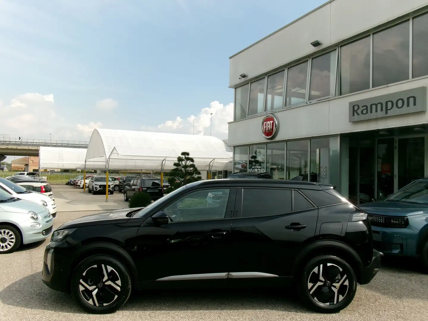 Peugeot 2008 2008 PureTech 130 S&S EAT8 Allure Noir - 2