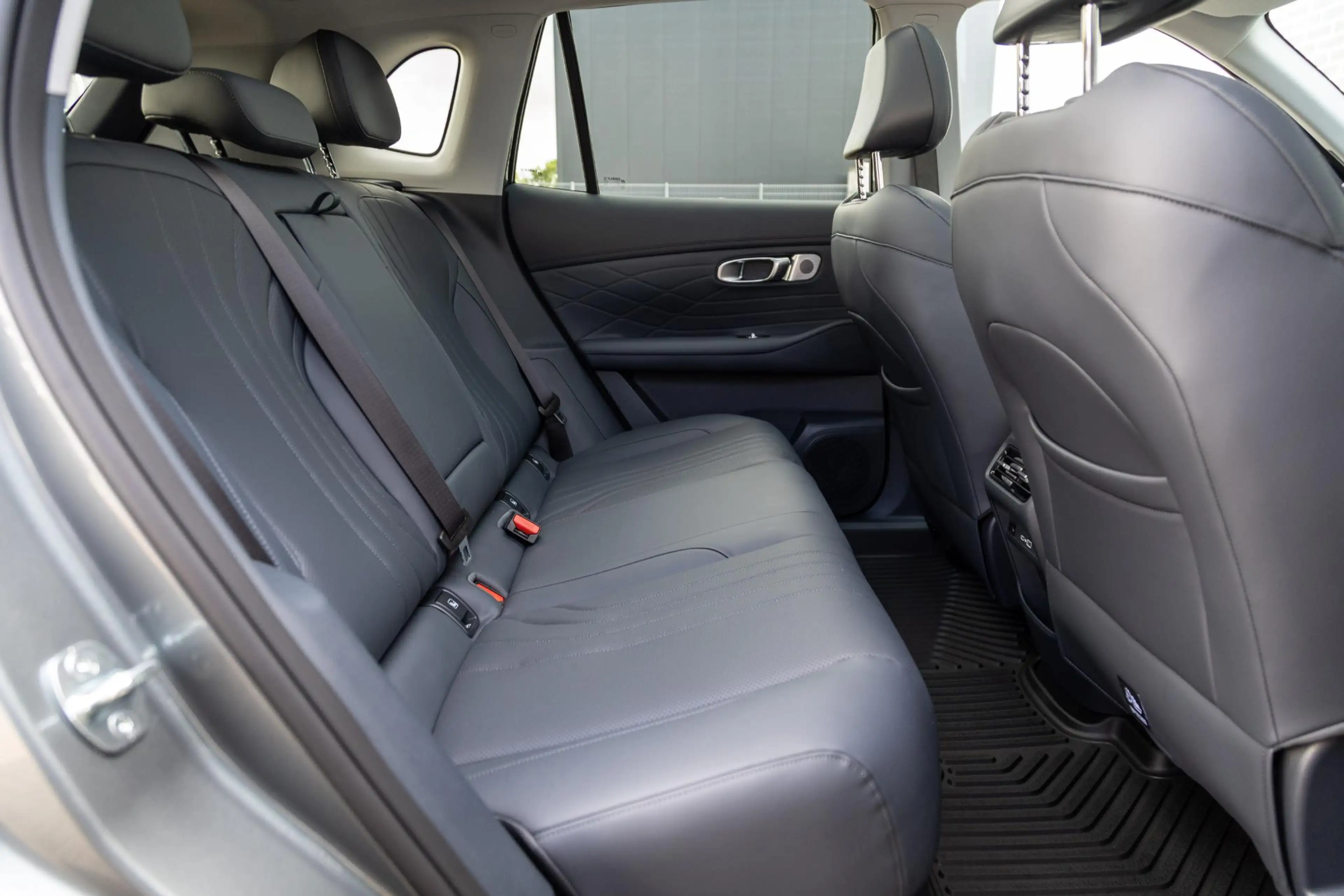 Geely Starray EM-i 1.5 Max+ | 136km Elektrisch bereik | Stoelverwarmi — photo 12