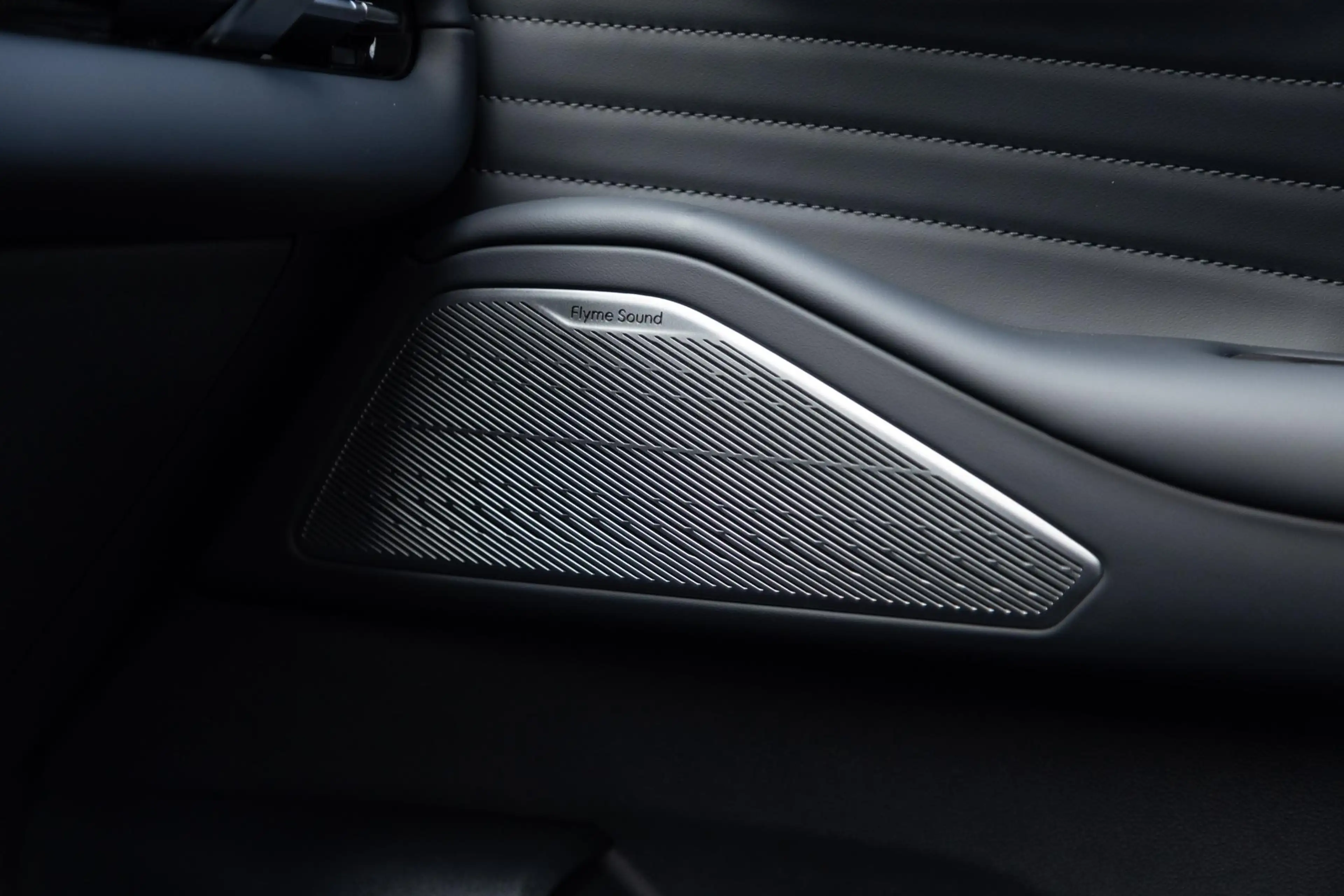 Geely Starray EM-i 1.5 Max+ | 136km Elektrisch bereik | Stoelverwarmi — photo 7