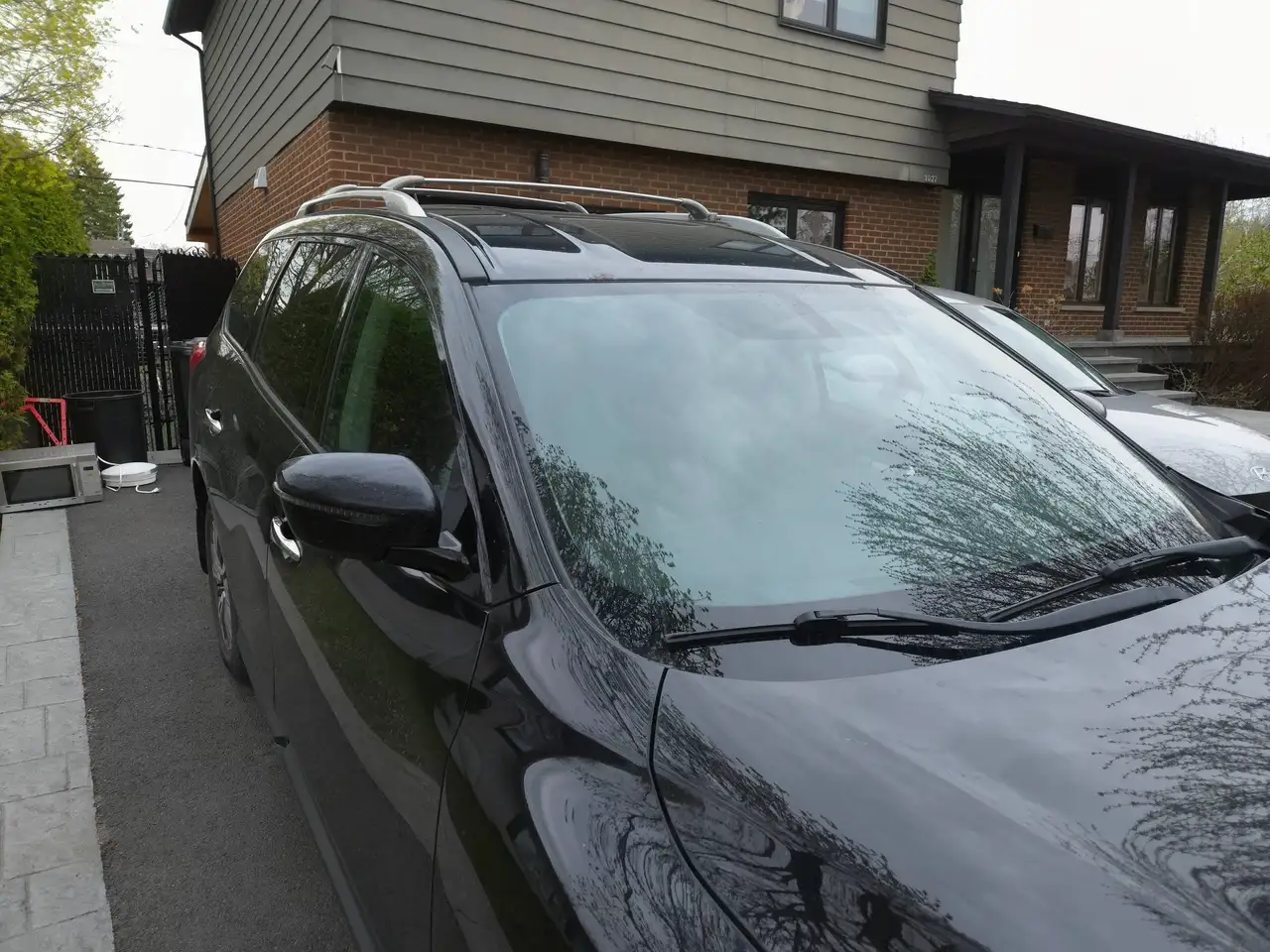 Nissan Pathfinder снимка Nissan Pathfinder