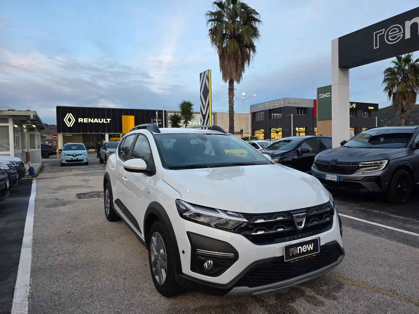 Dacia Sandero Sandero Stepway 1.0 Comfort GPL 100cv Blanc - 2