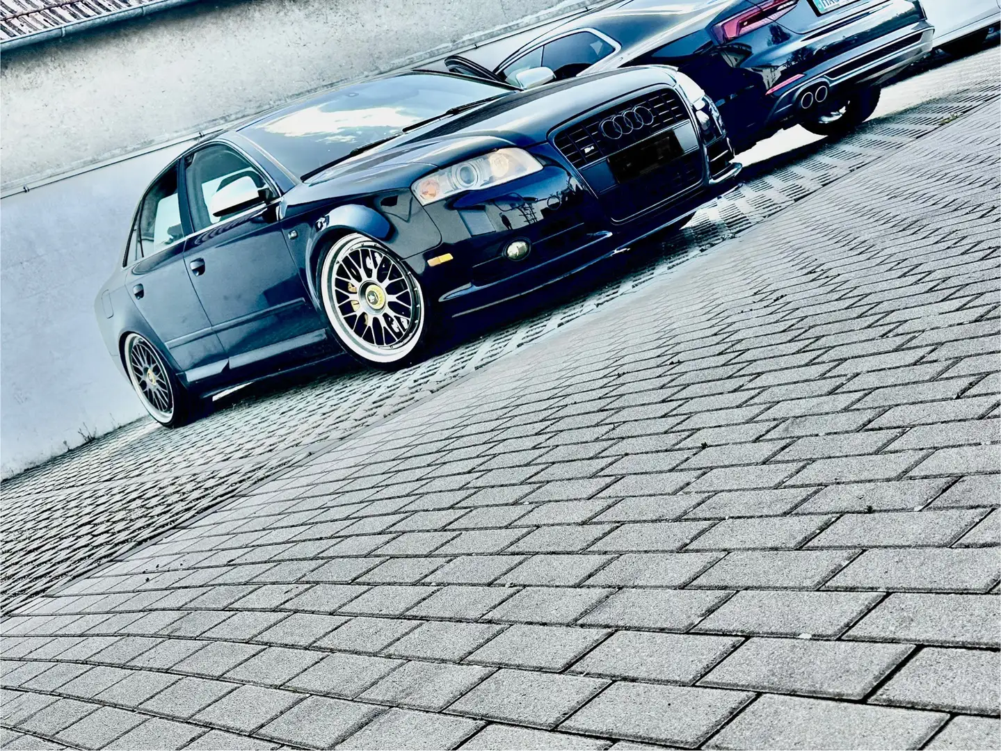 Audi S4 S4 Blau - 2