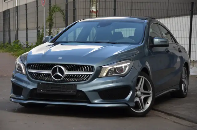 Mercedes-Benz CLA 200 CLA 200 AMG Line Pano Leder Navi