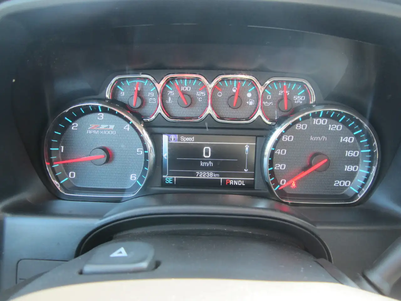 Chevrolet Silverado 1500 снимка Chevrolet Silverado 1500