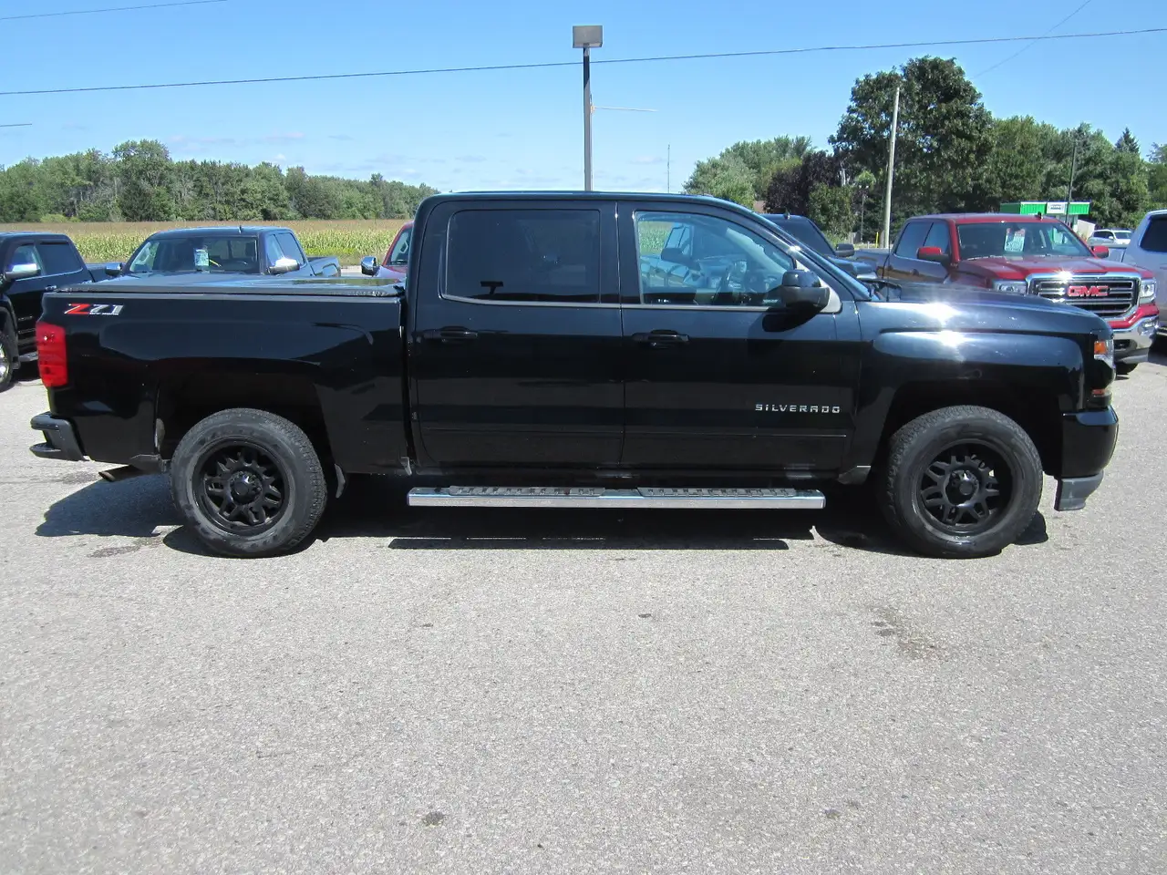 Chevrolet Silverado 1500 снимка Chevrolet Silverado 1500