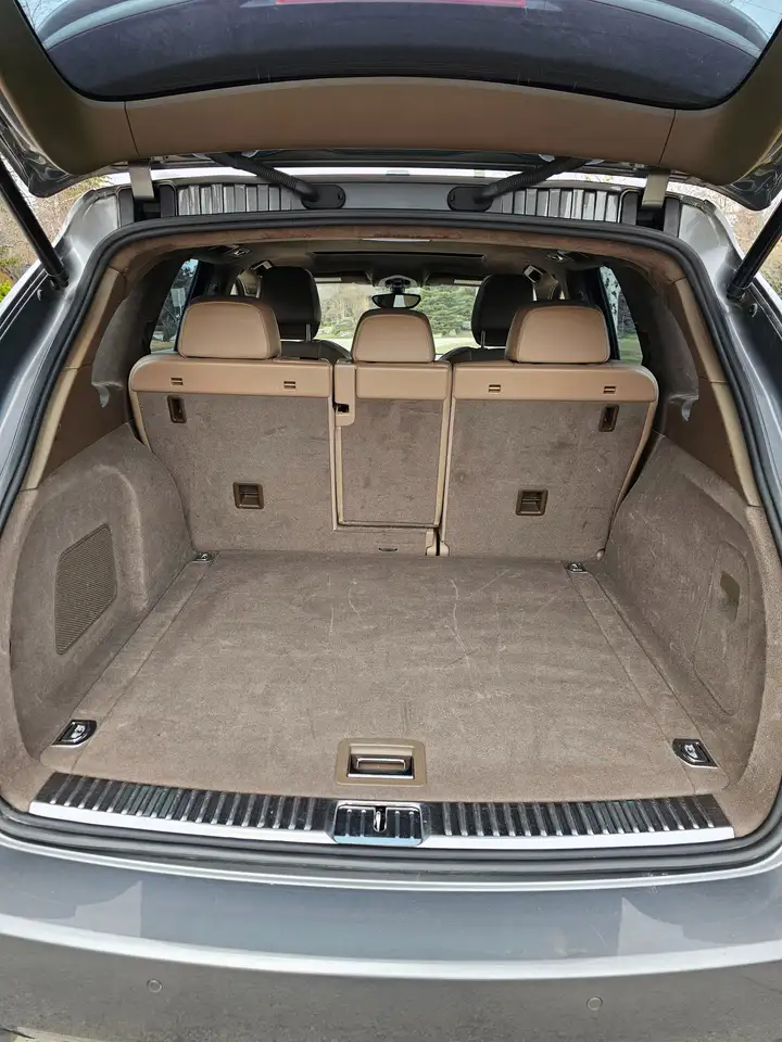 Porsche Cayenne снимка Porsche Cayenne