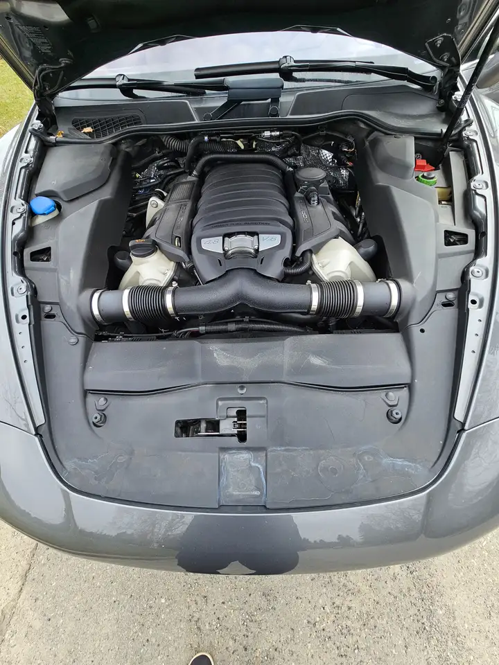 Porsche Cayenne снимка Porsche Cayenne