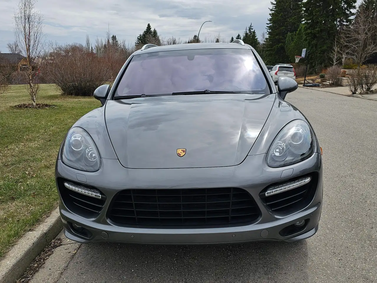 Porsche Cayenne снимка Porsche Cayenne