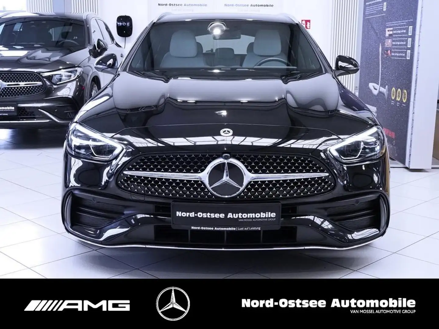 Mercedes-Benz C 200 T AMG KEYLESS DISTR SZH MBUX NAVI 19" Noir - 2