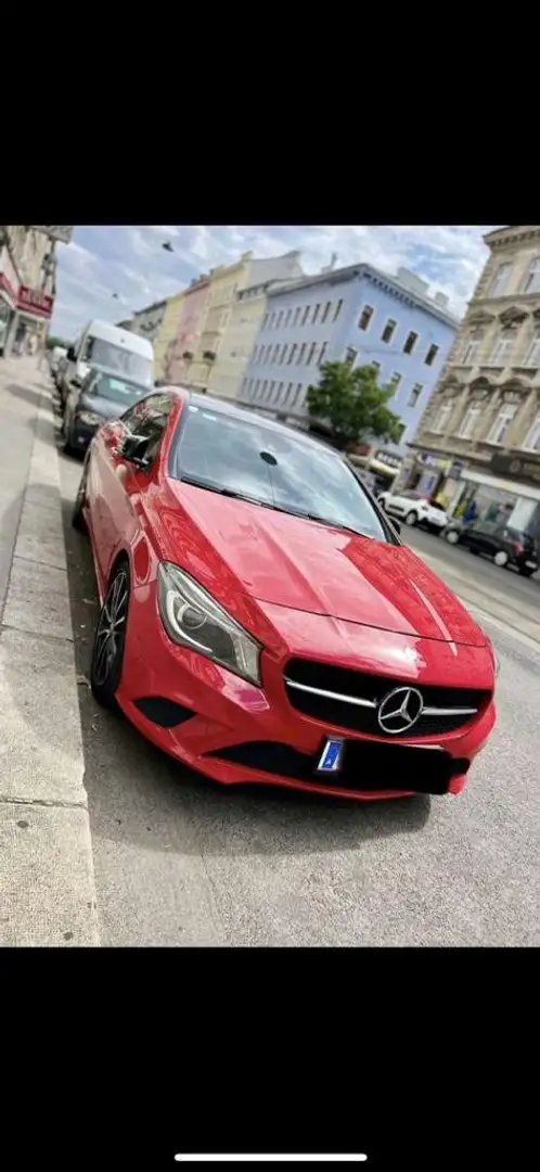 Mercedes-Benz CLA 180 Rouge - 2