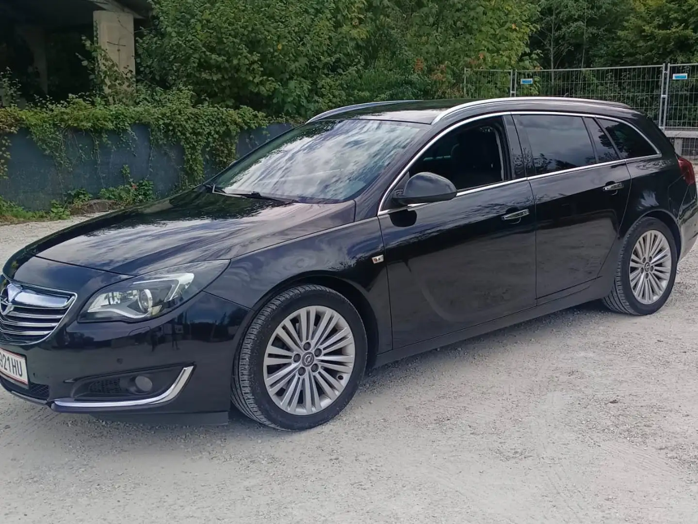 Opel Insignia Insignia ST 2,0 CDTI eco System Sport Schwarz - 1