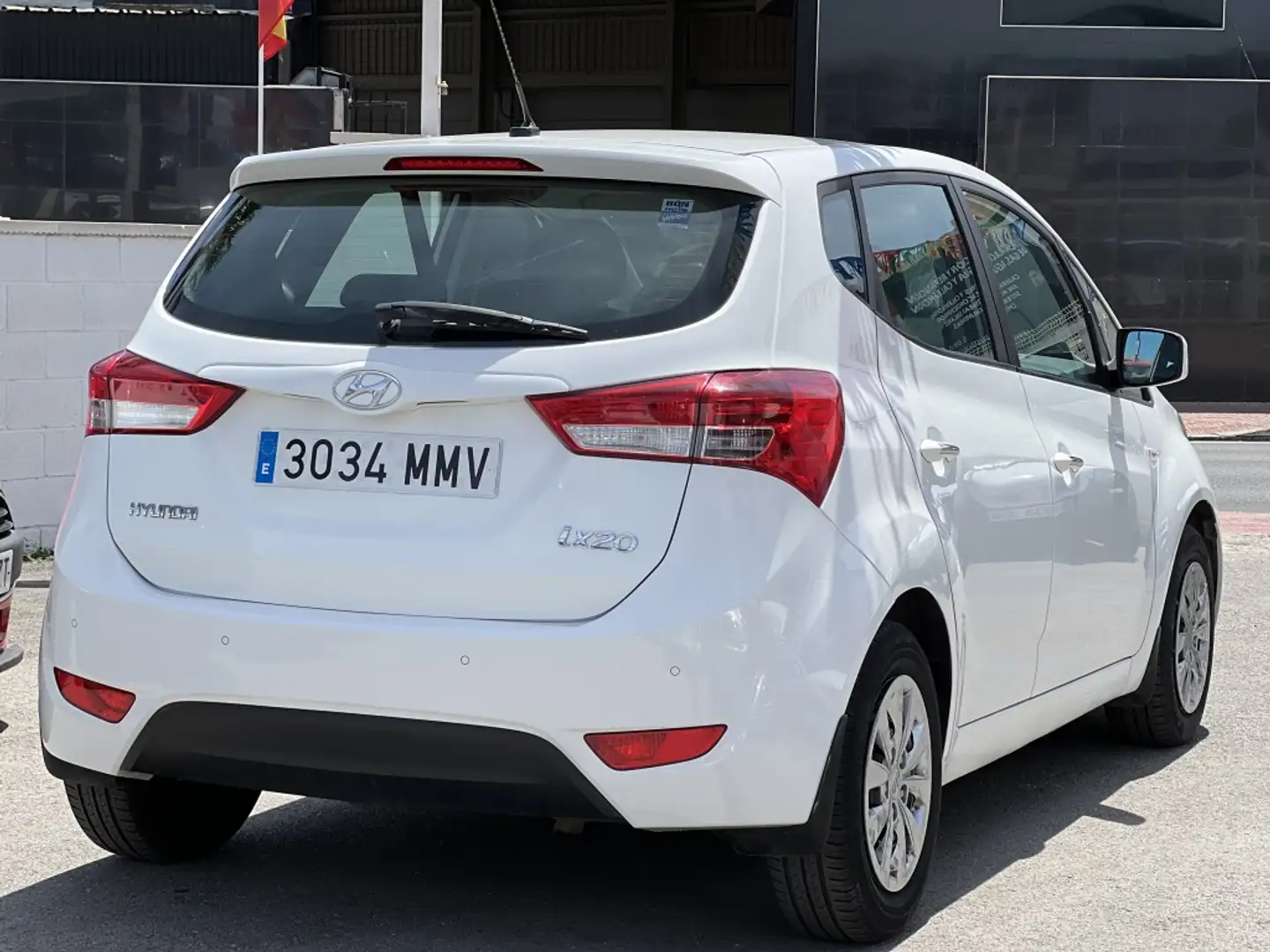 Hyundai iX20 1.6i Tecno AT Blanco - 2