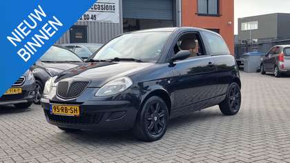 Lancia Ypsilon 1.2 Edizione Nero Airco, Lichtmetalen velgen, El R