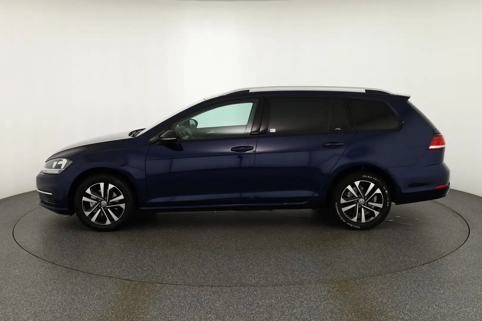 Volkswagen Golf Variant 1.0 TSI IQ.DRIVE ACC App Connect Blauw - 2