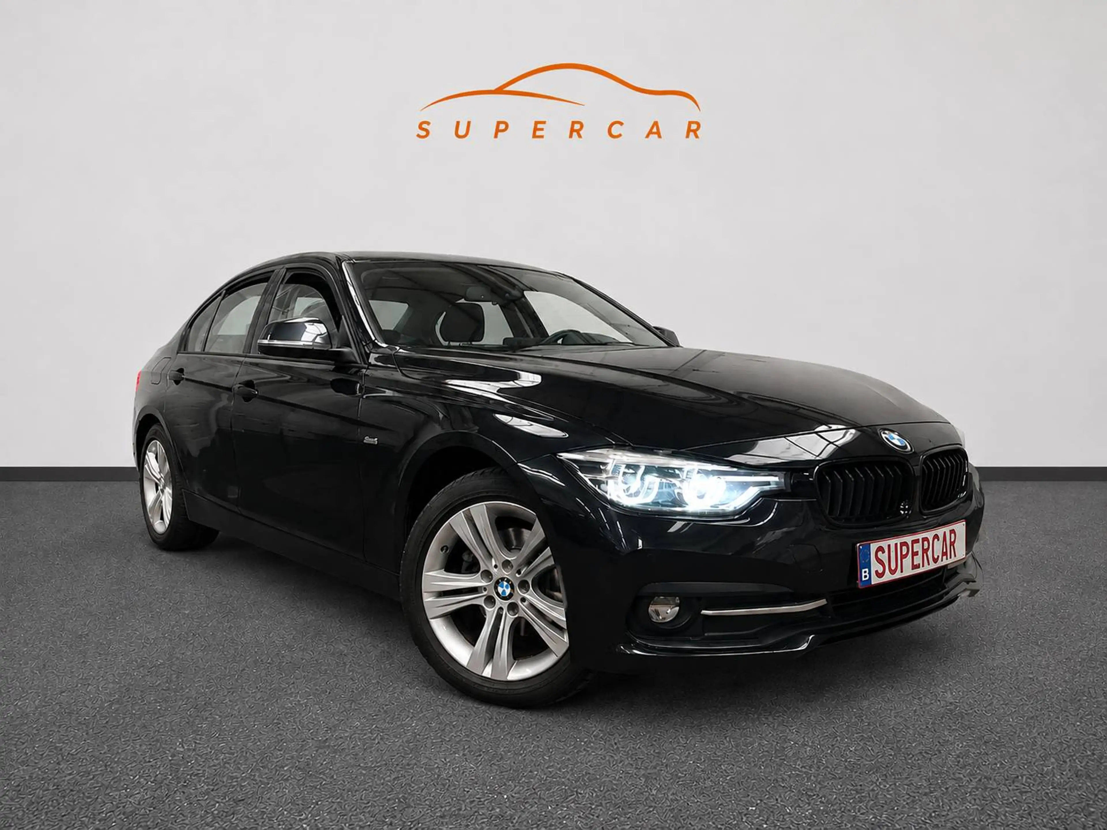 BMW 318 318i Pack M / AC/ Capt. AV/AR /BLTH / GPS / Cruise/270 € X 60 /Mois — photo 2