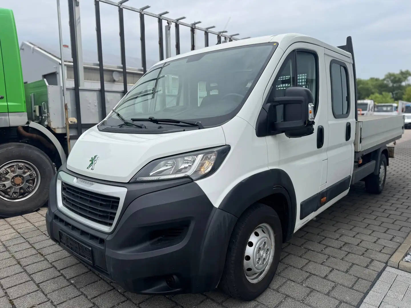 Peugeot Boxer Pritsche Doka. 435 L4 BlueHDi 130 Blanco - 1