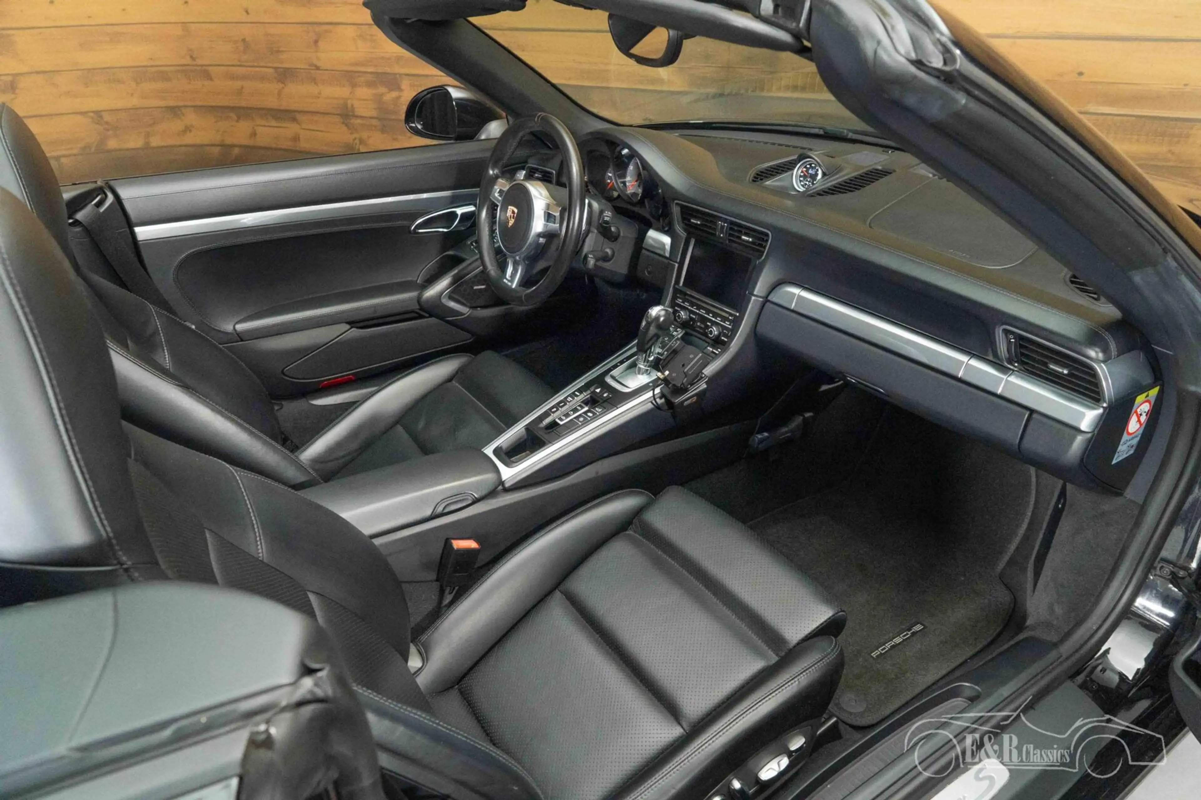 Porsche 911 Carrera S Cabriolet — photo 8