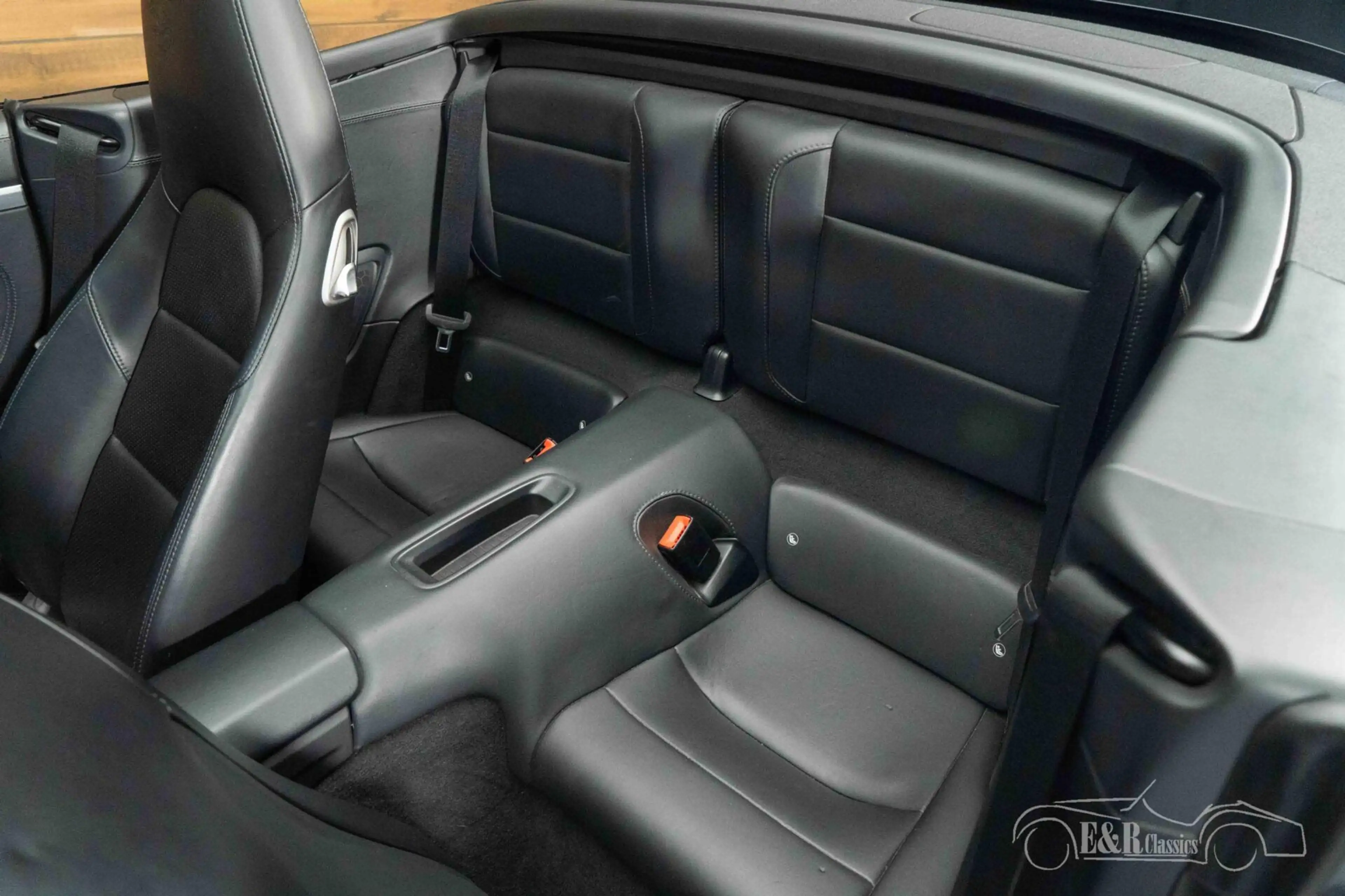 Porsche 911 Carrera S Cabriolet — photo 9