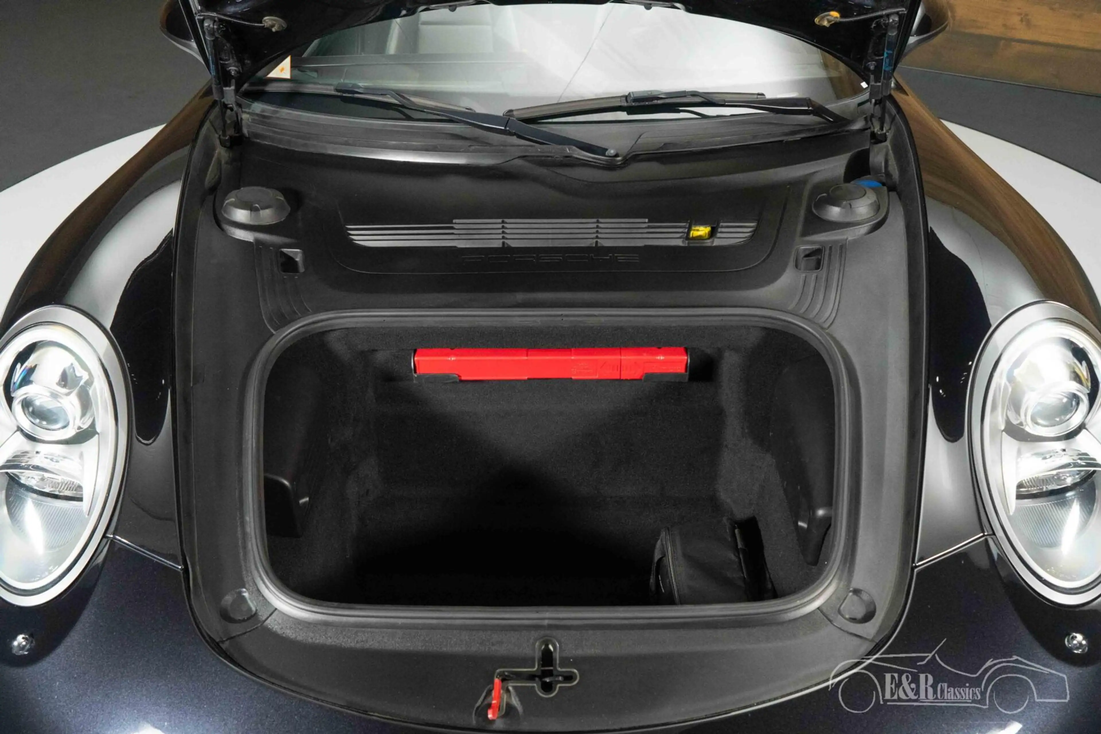 Porsche 911 Carrera S Cabriolet — photo 6