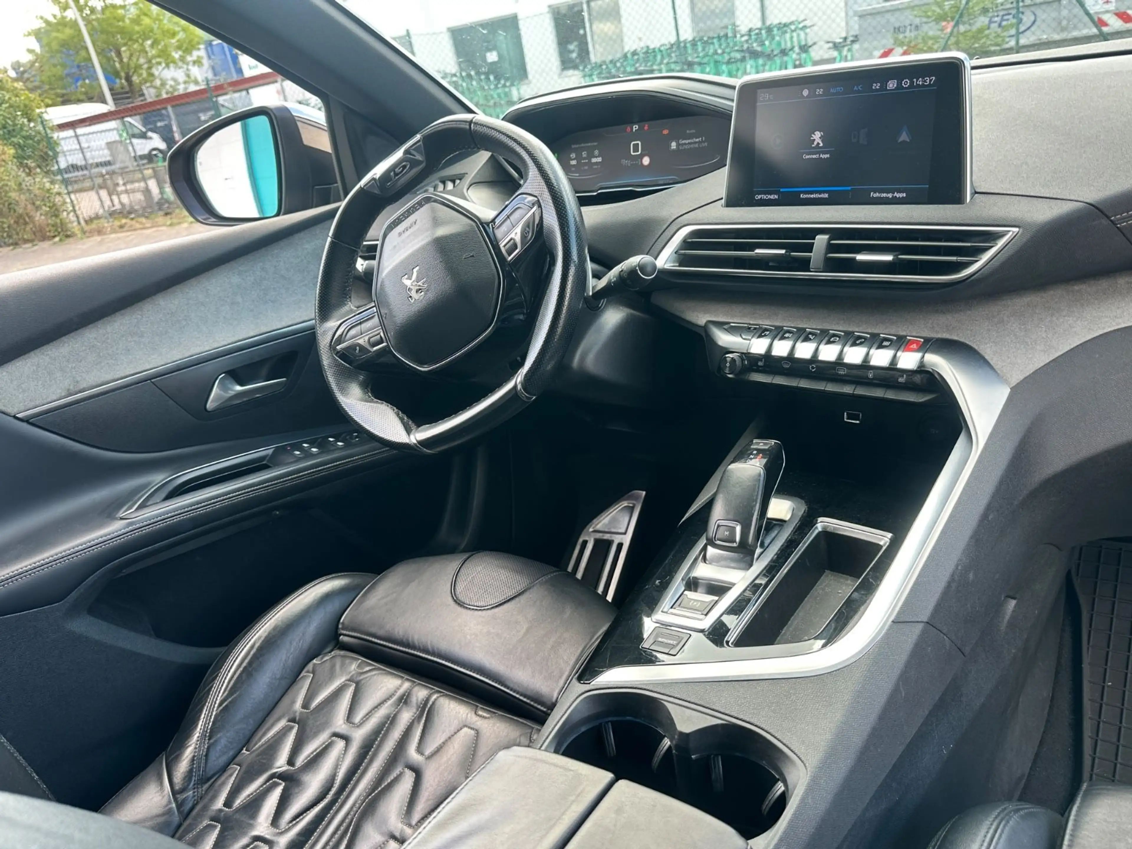 Peugeot 5008 GT Aut. * 7-Sitzer *Leder*Pano*LED*360°* — photo 7