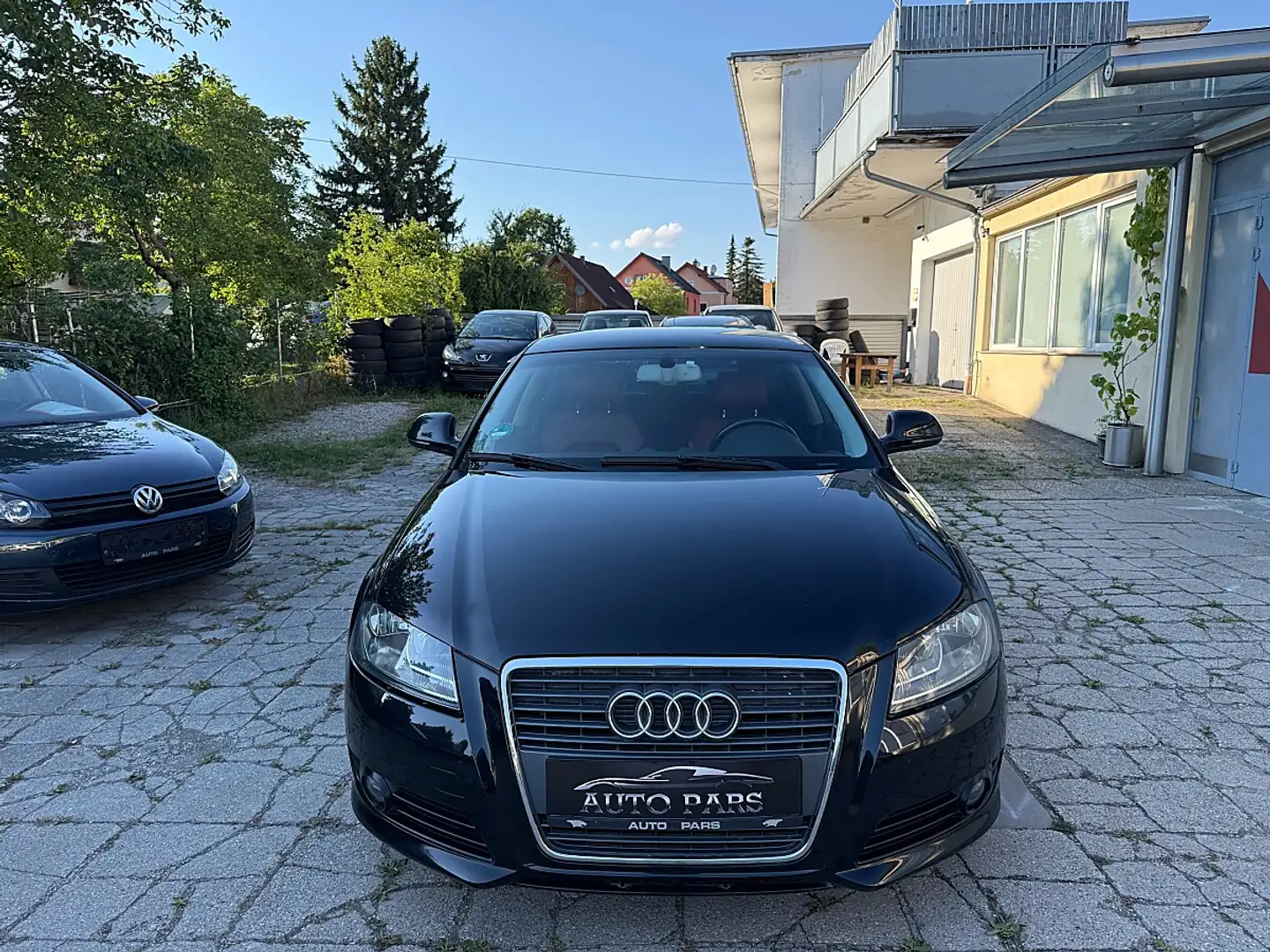 Audi A3 1.6 TDI -LEDER-TEMPOMAT-SPORTSITZE-1/3 ZINSFREI... Schwarz - 2