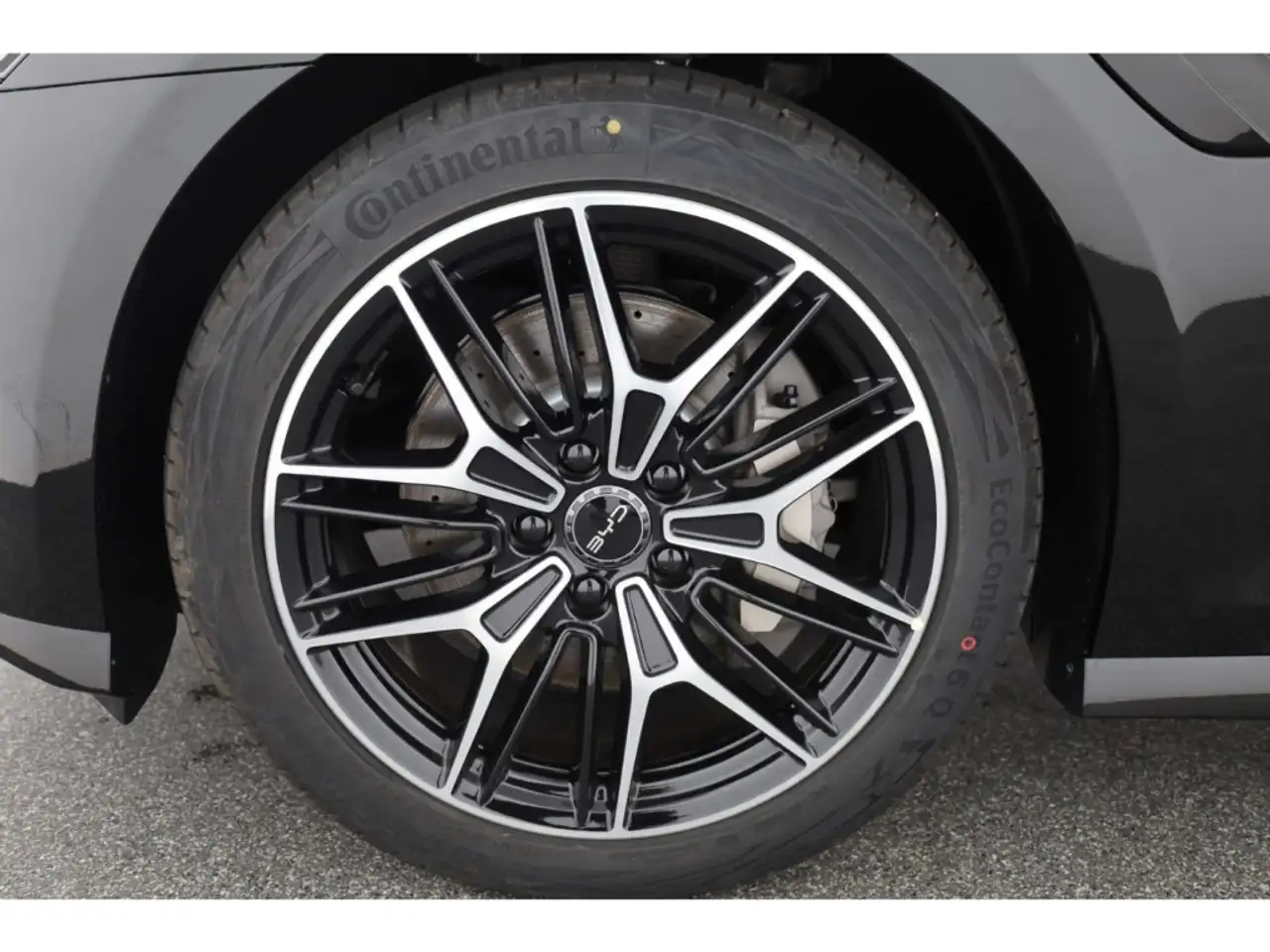 BYD SEAL