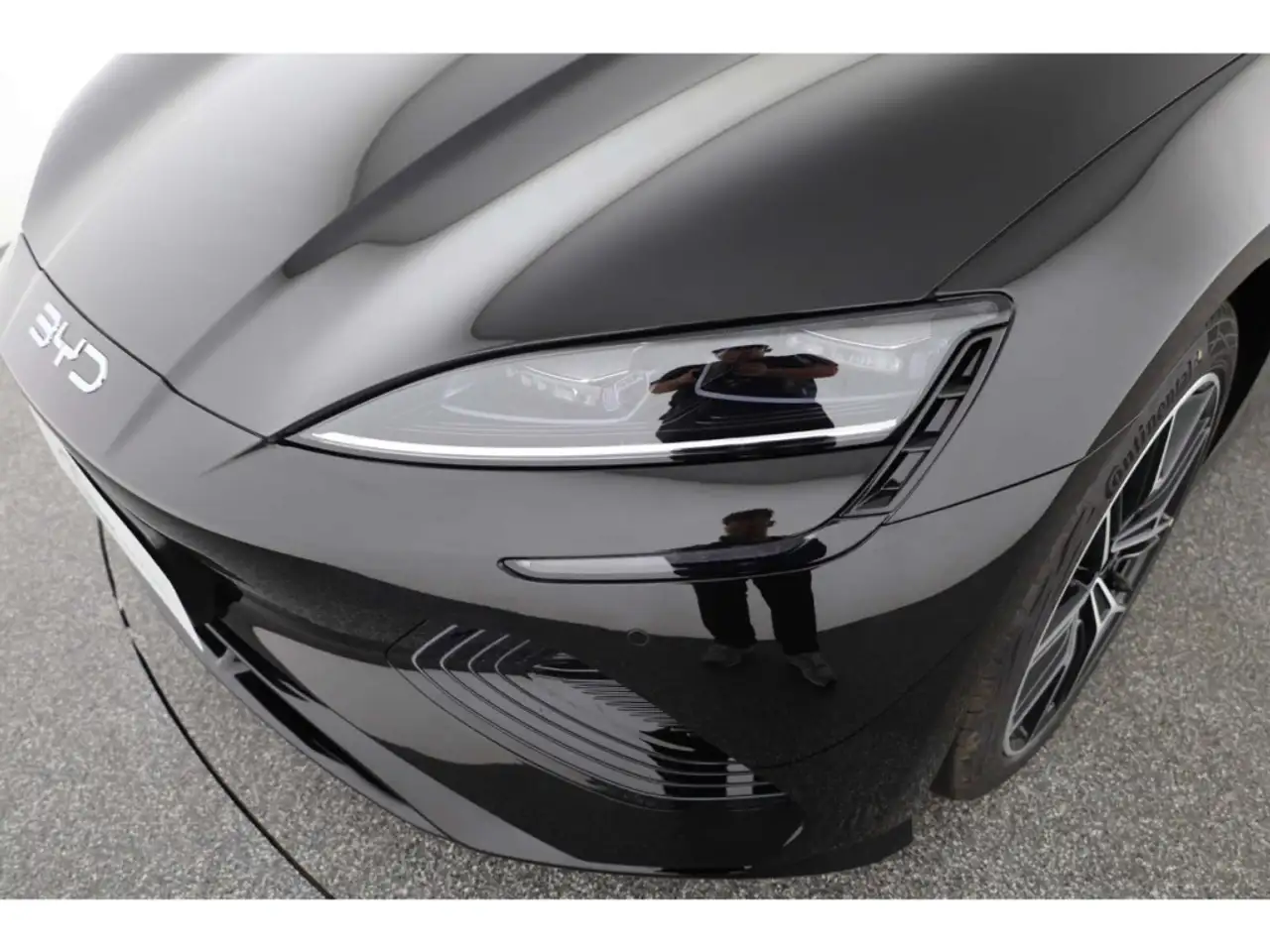 BYD SEAL