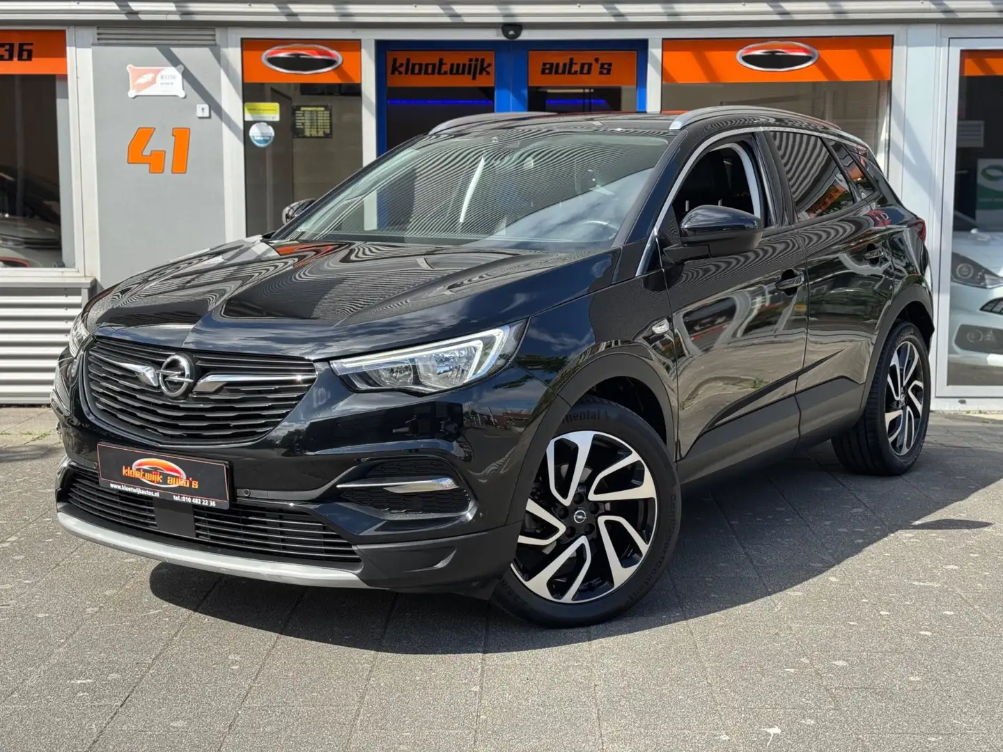 Opel Grandland X 1.2 Turbo Innovation Automaat Leder Elec. Achterkl Noir - 1