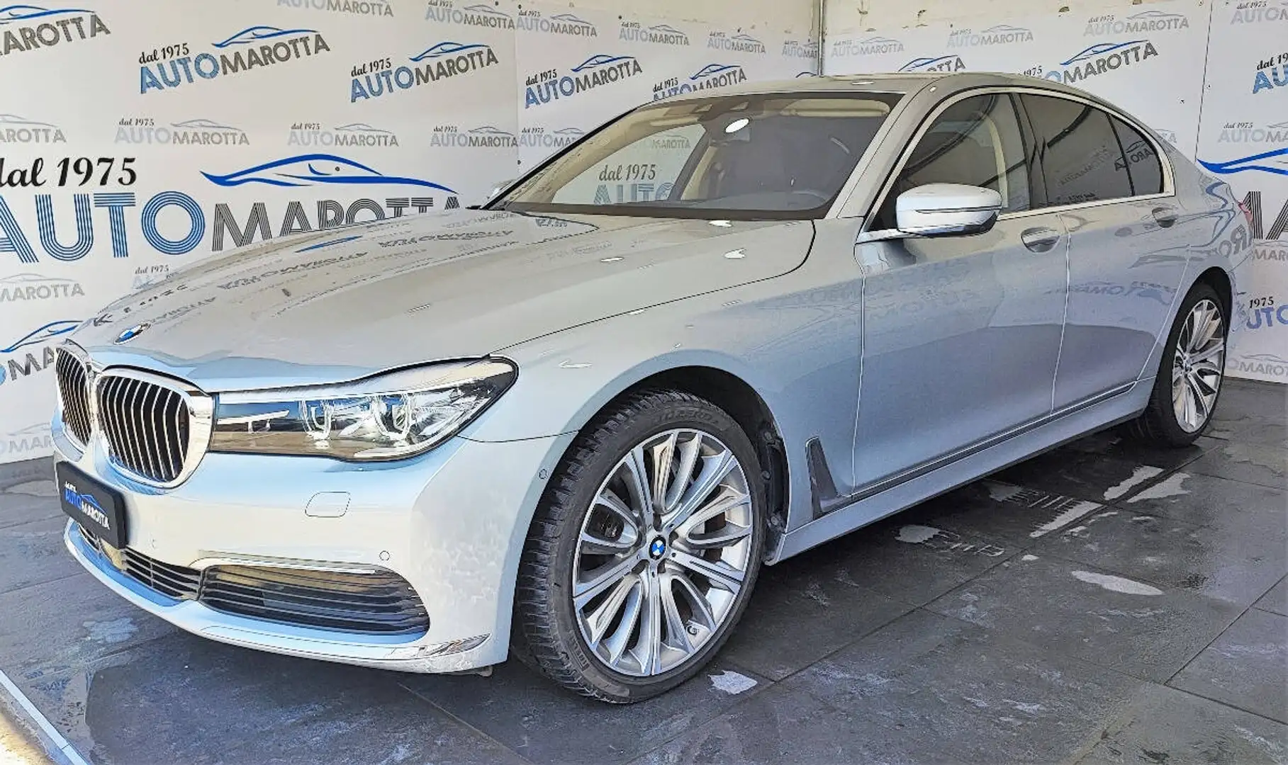 BMW 750 750i xdrive Eccelsa KM CERTIFICATI! ITALIANA!!! Gümüş rengi - 1