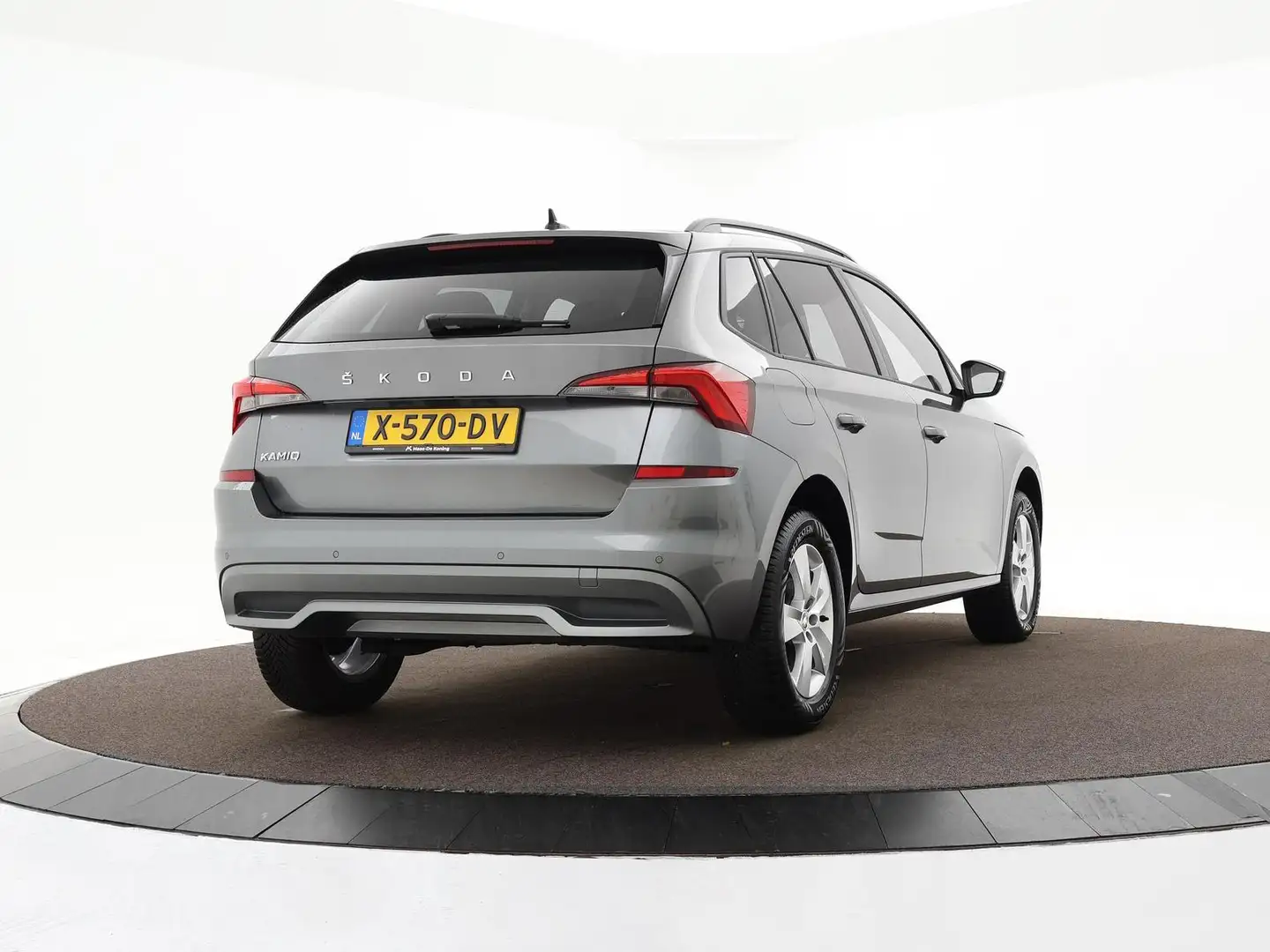 Skoda Kamiq 1.0 TSI 110pk Ambition · Apple/Android Car Play · Gris - 2