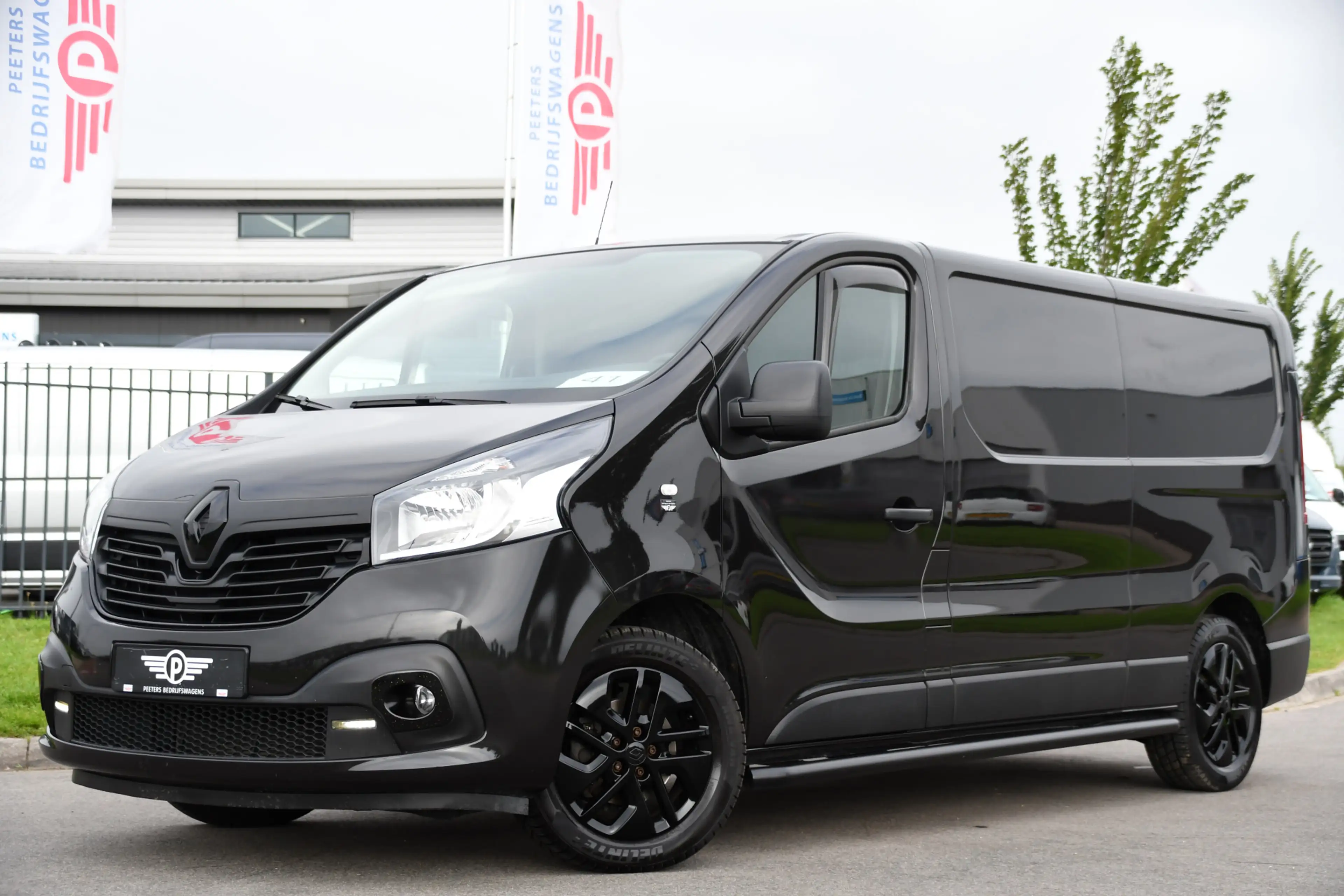 Renault Trafic 1.6 dCi T29 L2H1 Luxe Black Edition Camera, Cruise — photo 4