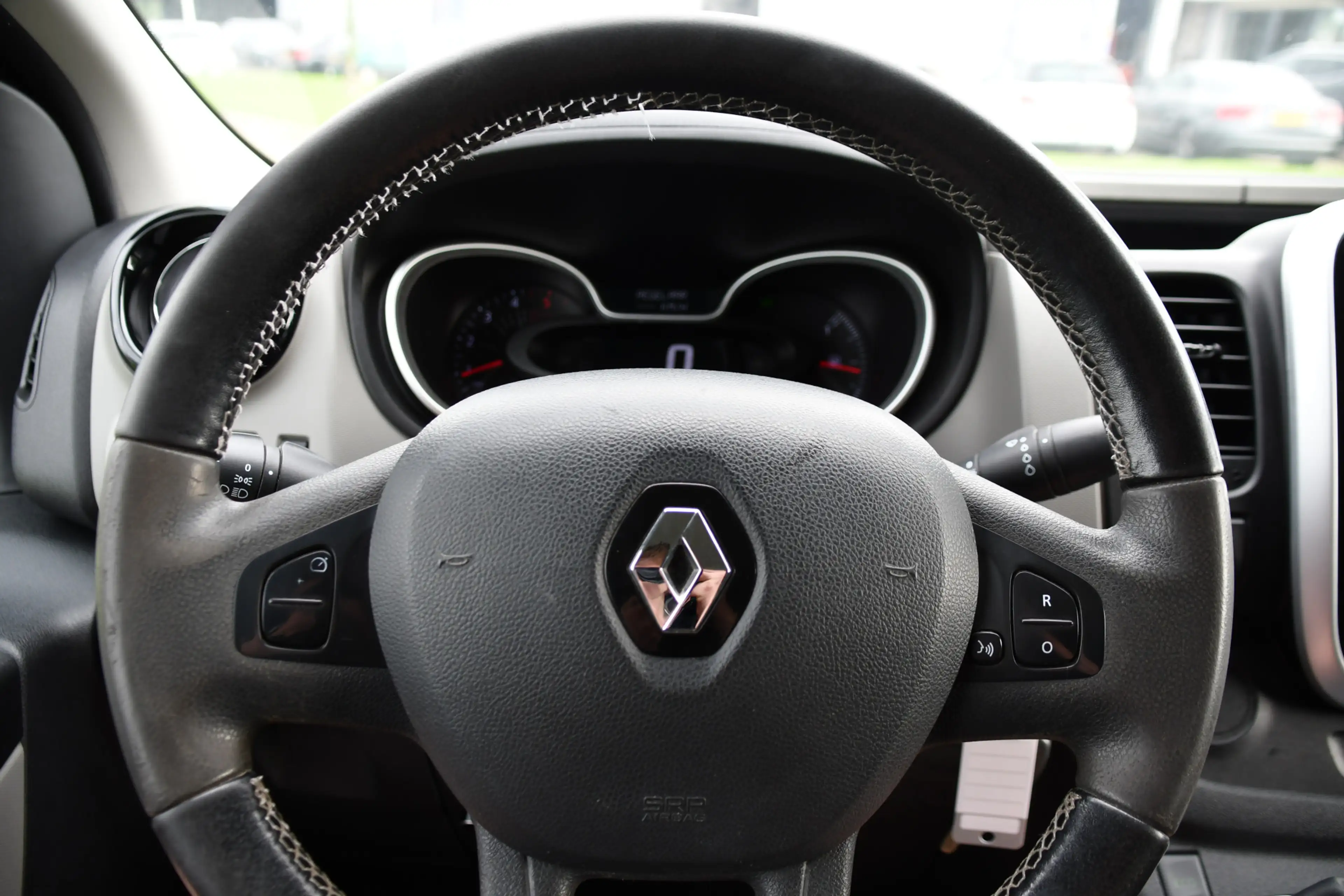 Renault Trafic 1.6 dCi T29 L2H1 Luxe Black Edition Camera, Cruise — photo 14