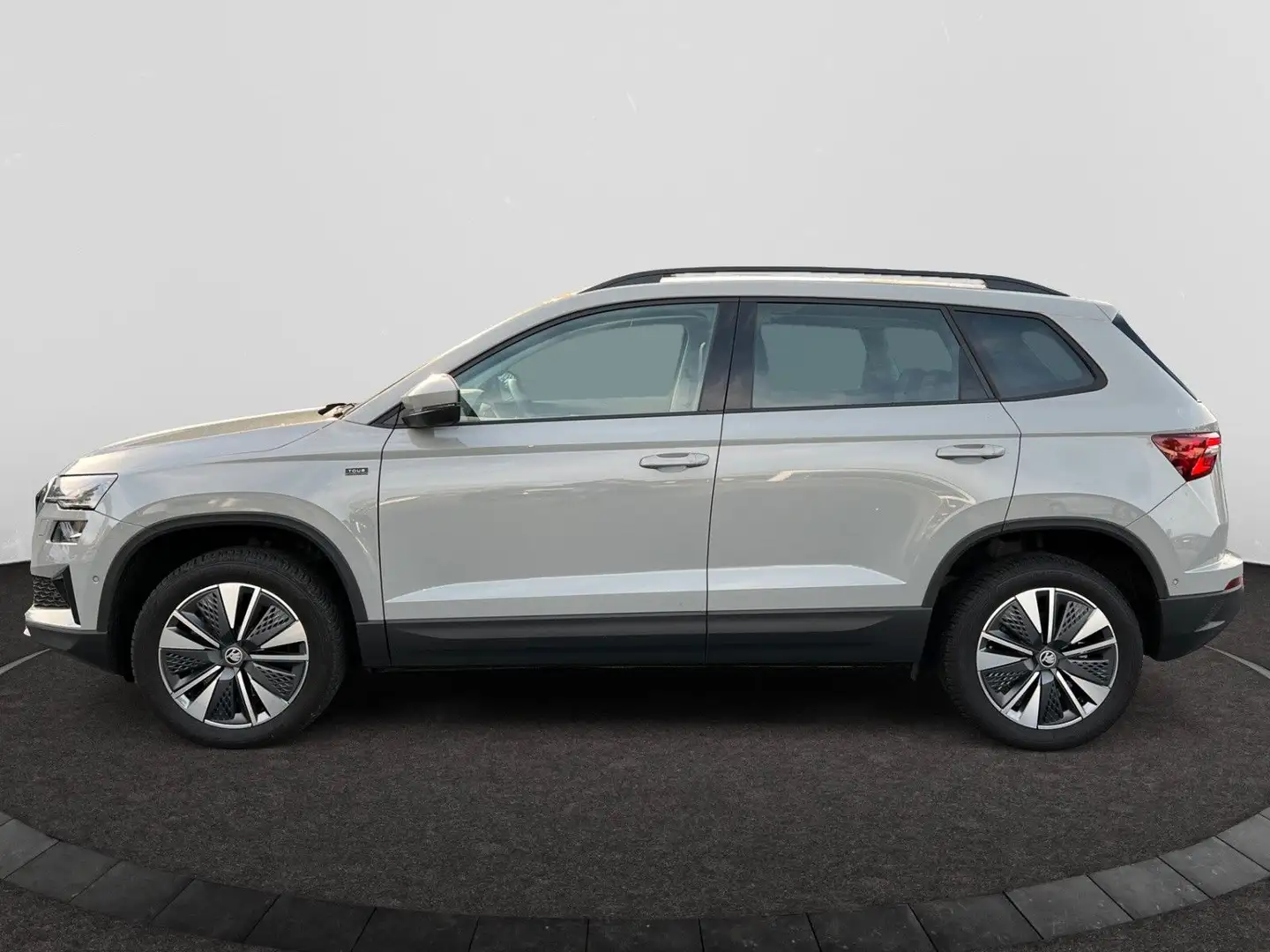 Skoda Karoq 2,0 TDI DSG Tour Matrix/360Kamera Gris - 2