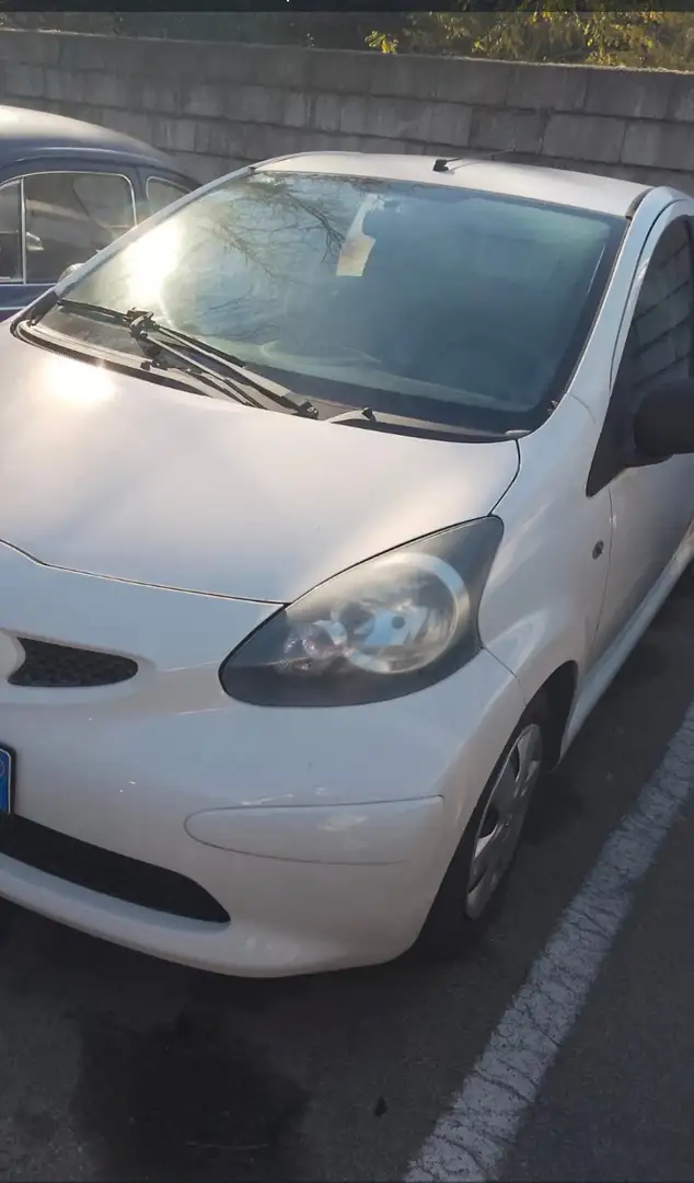 Toyota Aygo 5p 1.0 Now Connect - 1