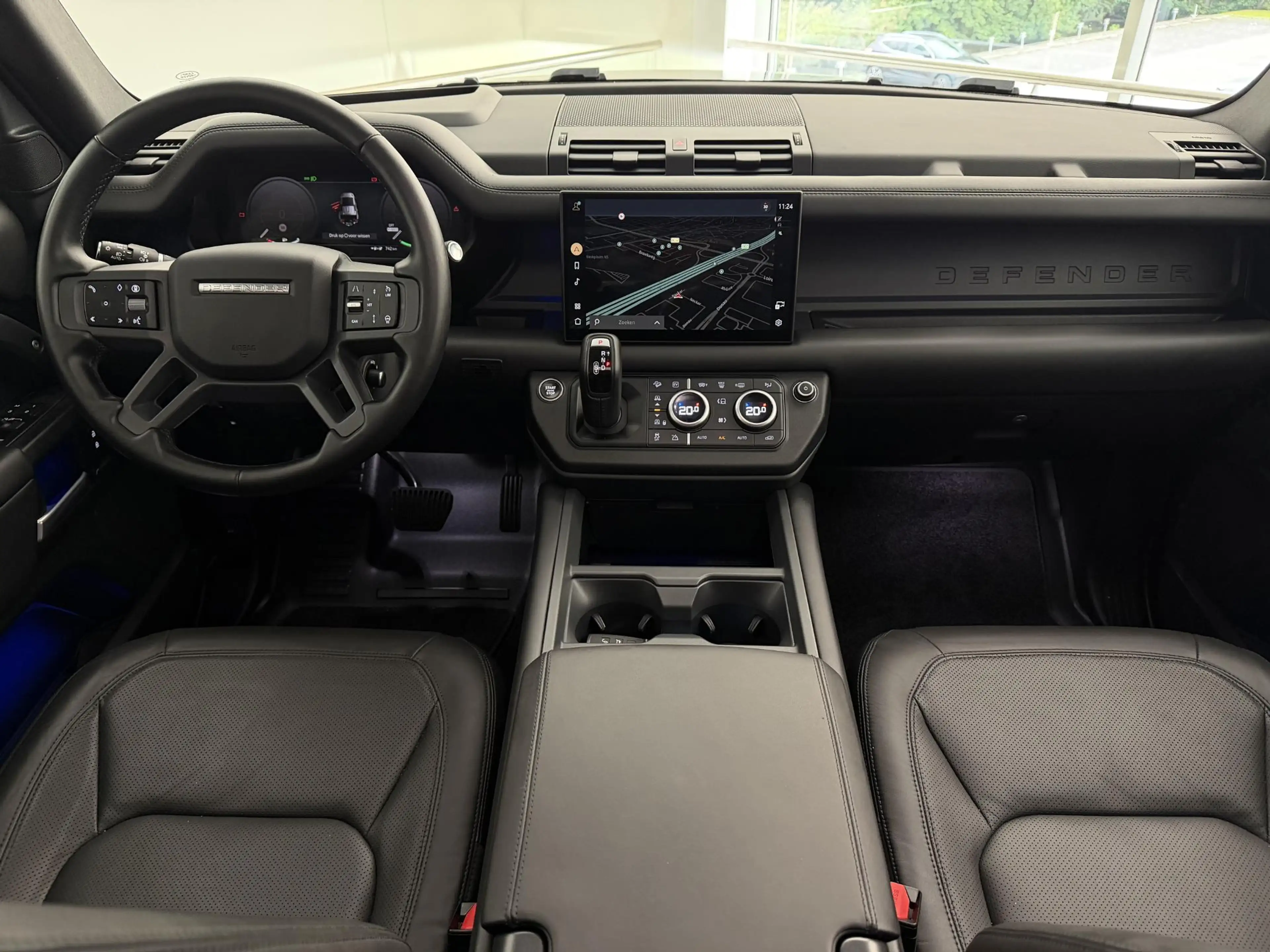 Land Rover Defender 110 P300e X-Dynamic HSE | Panoramadak | Towing Pac — photo 7