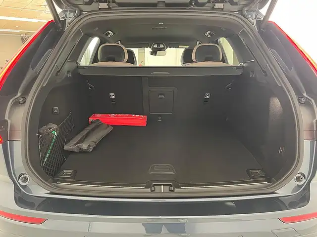 Volvo XC60 T6 AWD PHEV 4 Life 18,8kWh Plus Dark Aut. | Sta... Ansicht 11
