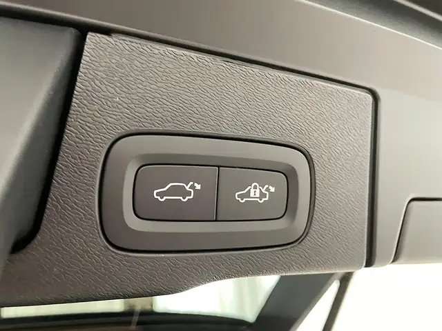 Volvo XC60 T6 AWD PHEV 4 Life 18,8kWh Plus Dark Aut. | Sta... Ansicht 23