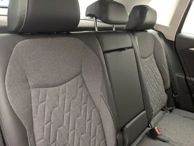 Volkswagen Tiguan view 8