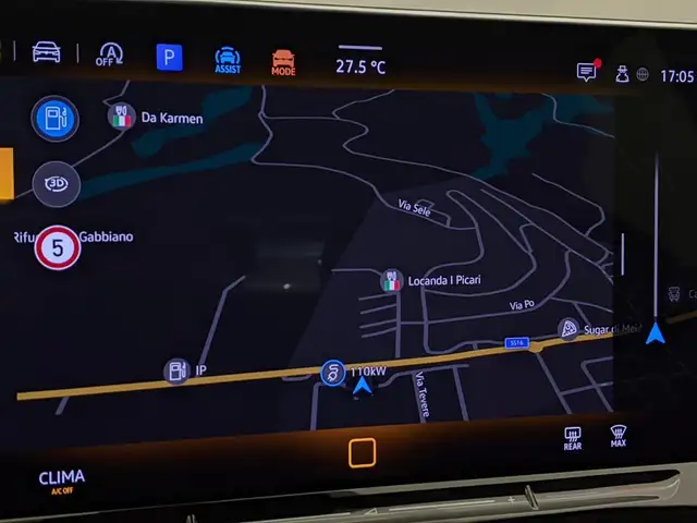 Volkswagen Tiguan view 13