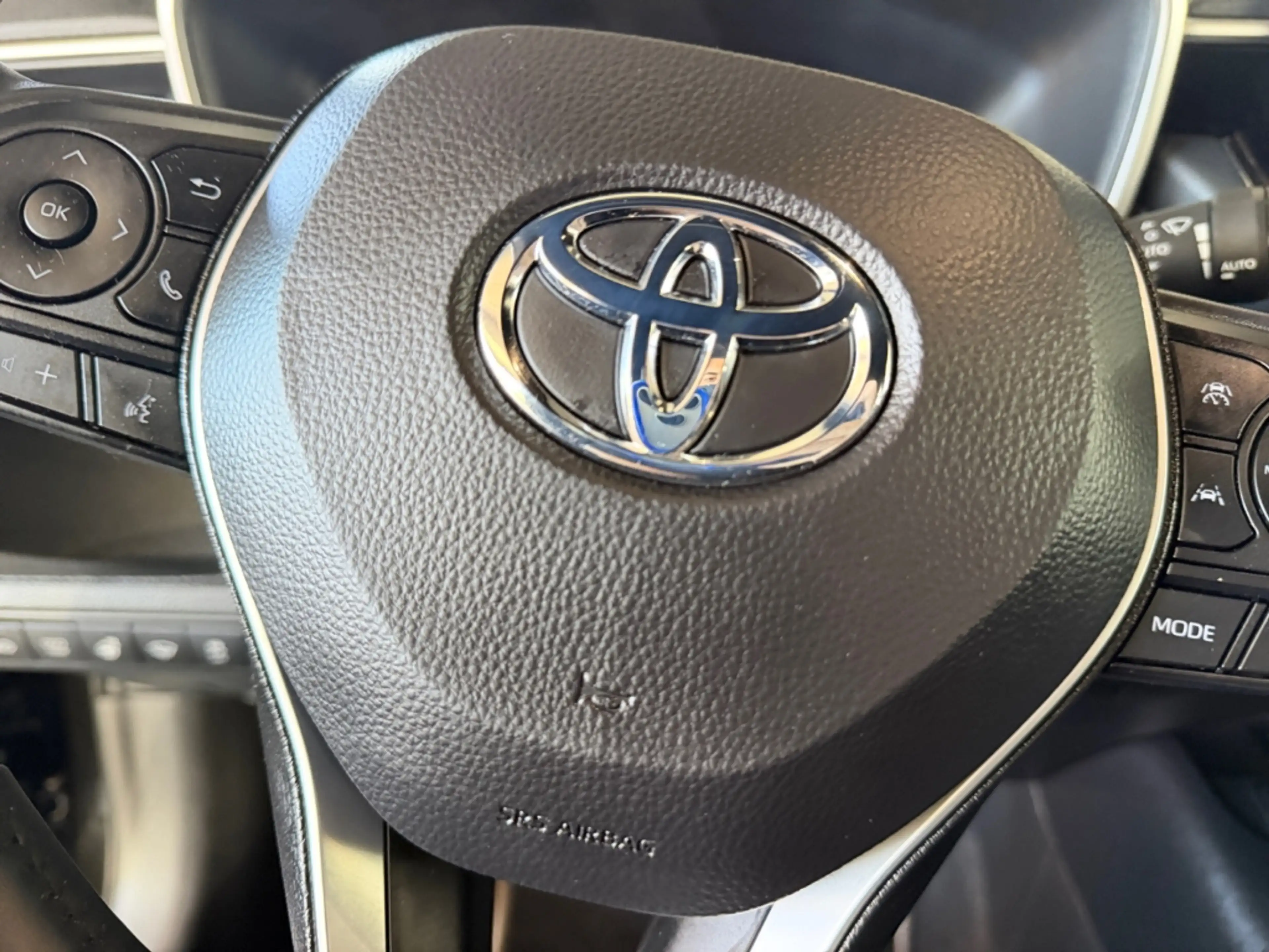 Toyota Corolla 1.8 TS Hybrid Teamplayer *LED*SHZ*CAM*PDC* — photo 13