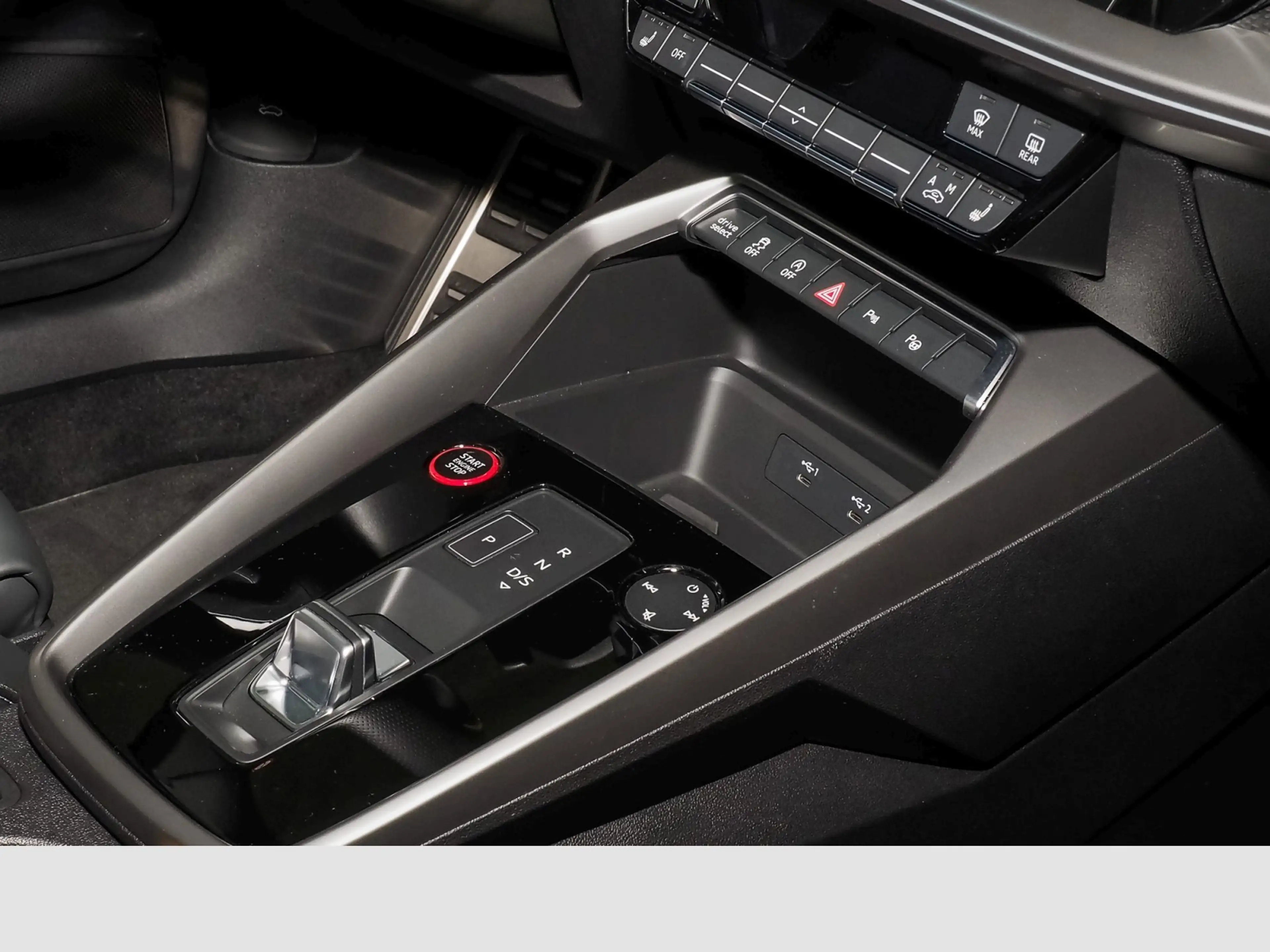 Audi S3 2.0 TFSI — photo 8