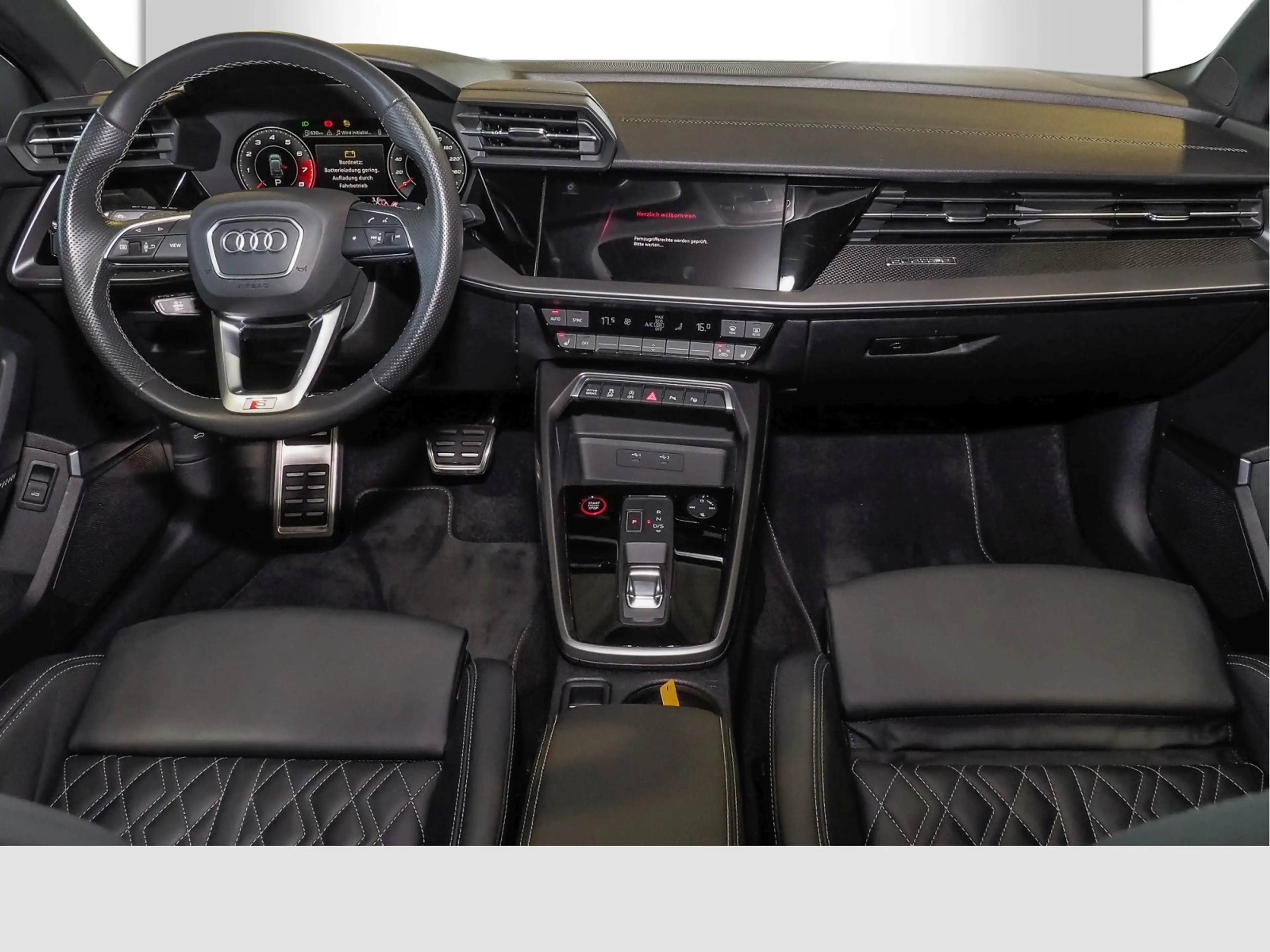 Audi S3 2.0 TFSI — photo 10