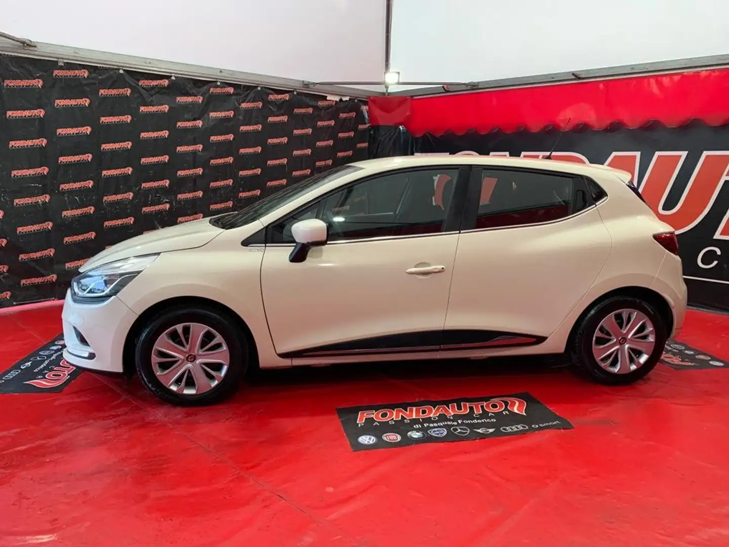 Renault Clio 0.9 tce energy Zen 90cv Beige - 2
